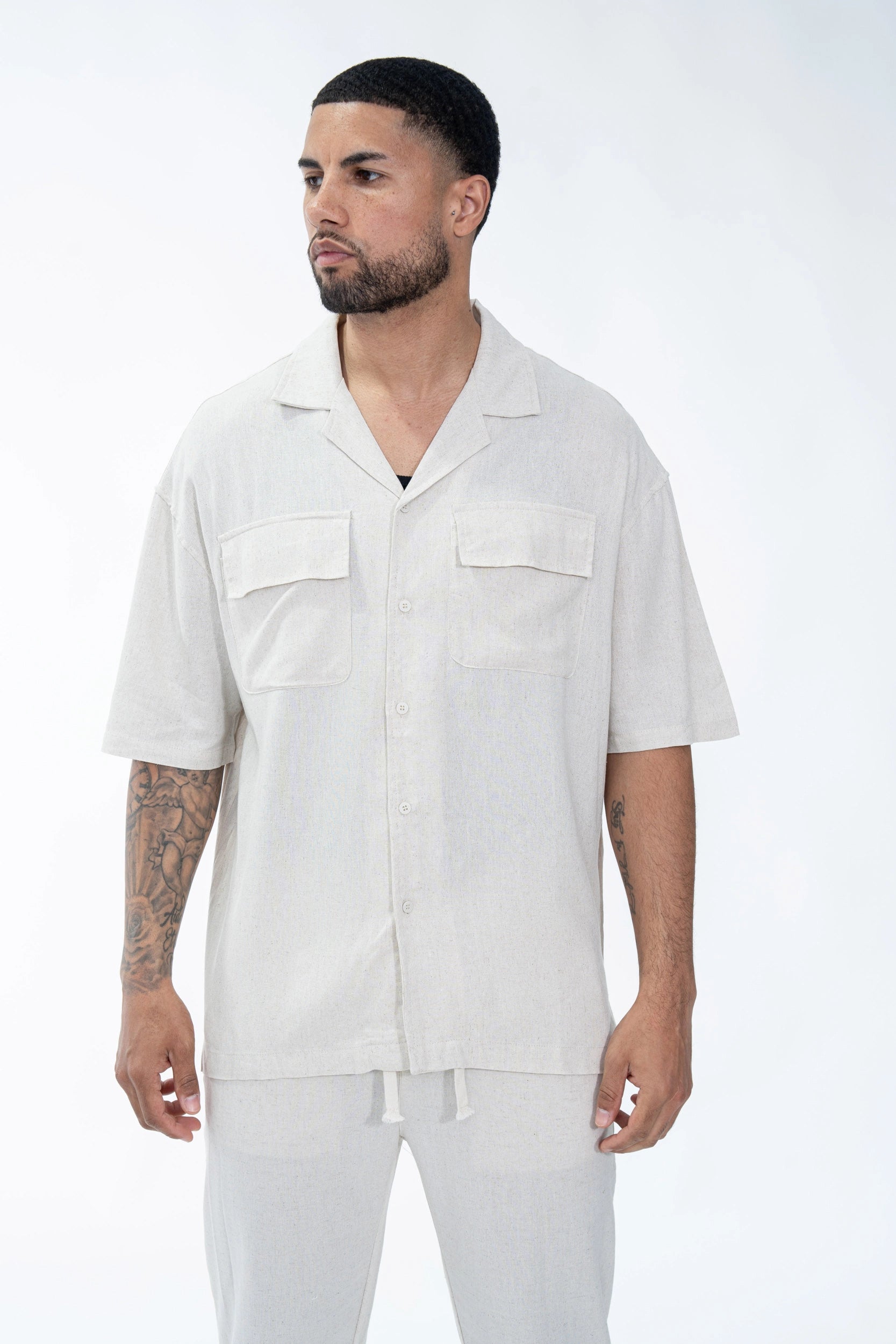 Plain Multi-Pocket Short-Sleeve Shirt