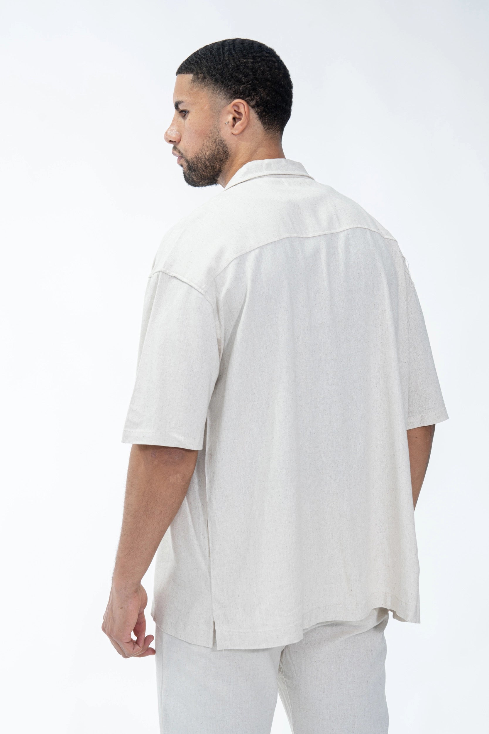 Plain Multi-Pocket Short-Sleeve Shirt