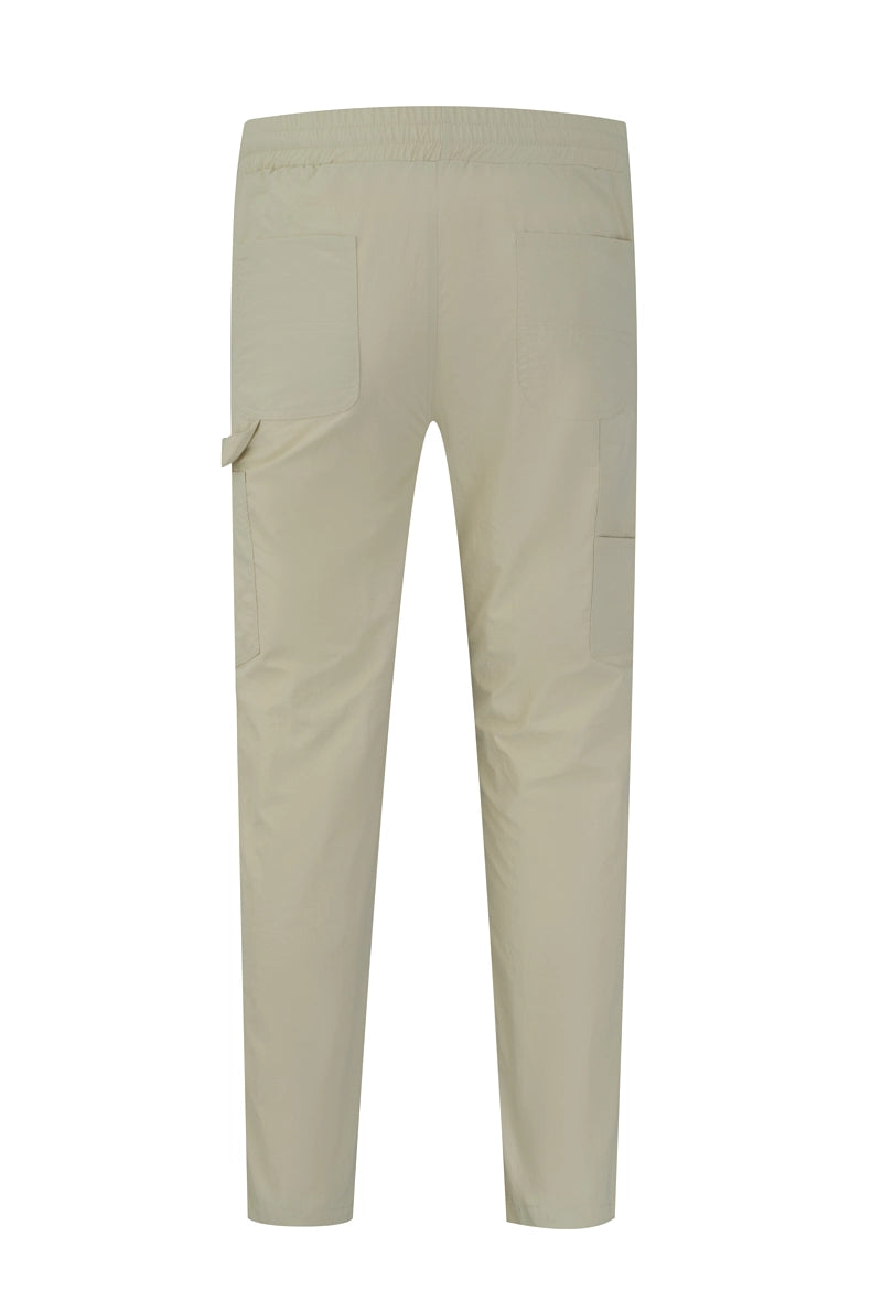 Plain trousers with elastic waist