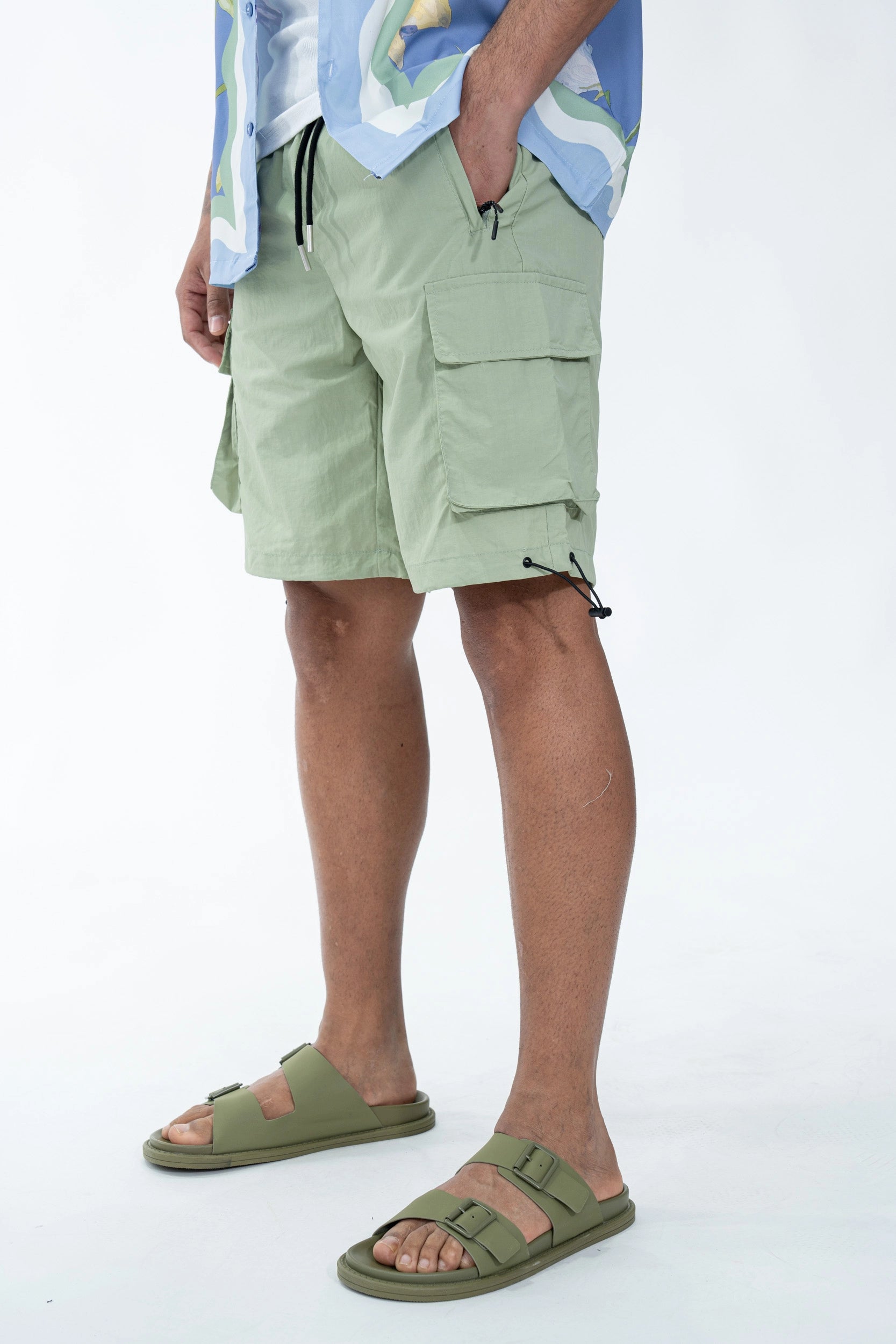 Shorts with elastic waist