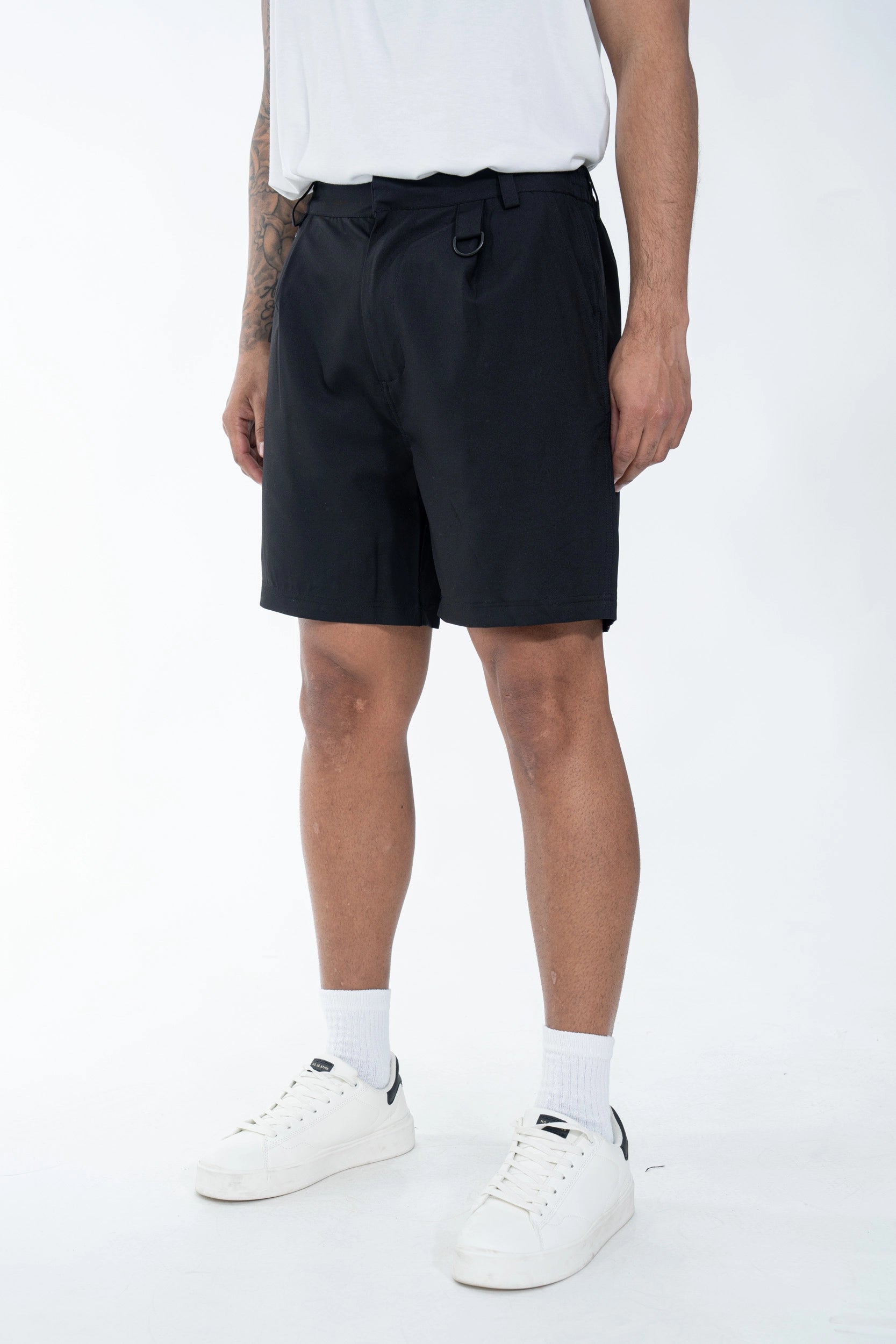 Chic mid-length shorts