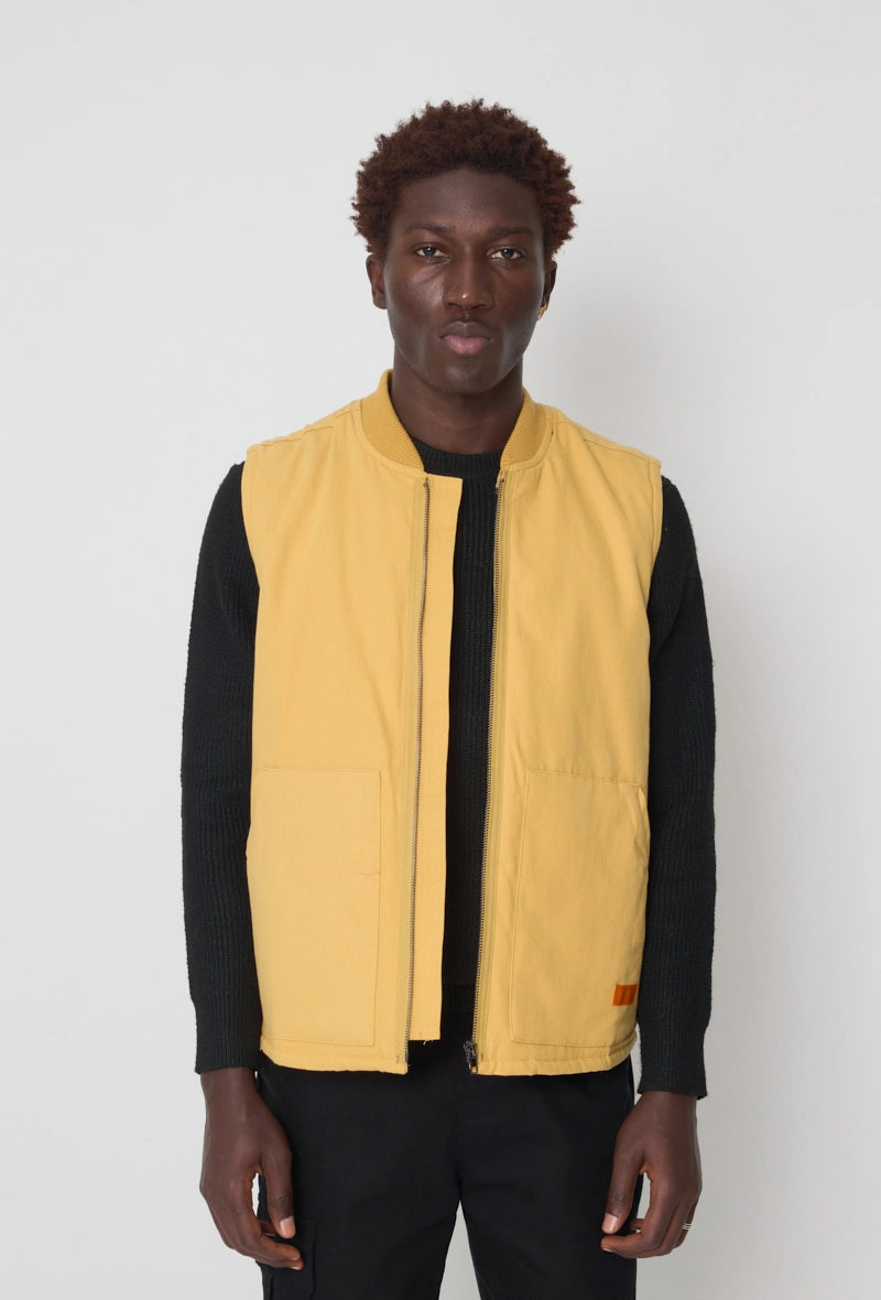 Sleeveless quilted vest