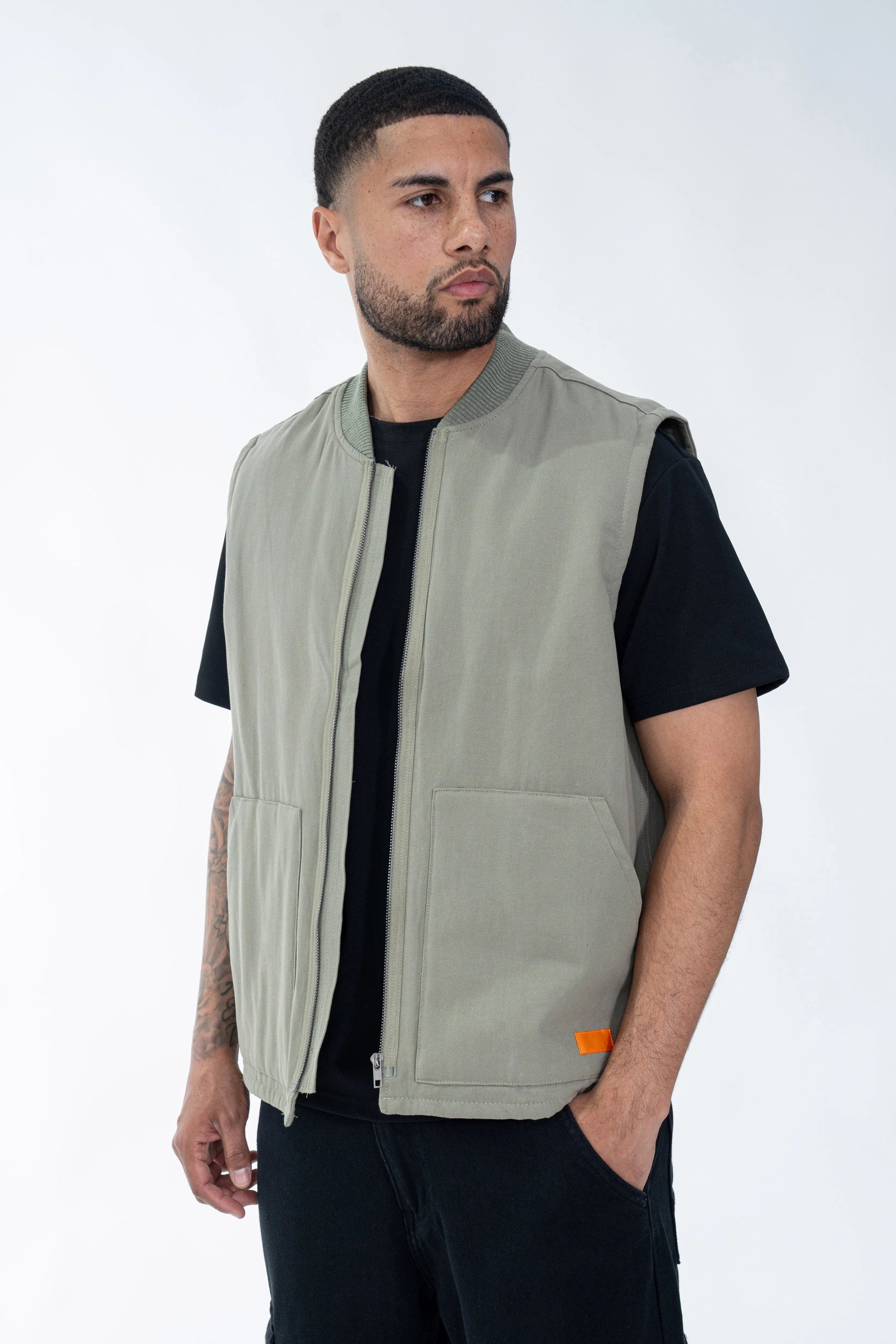 Sleeveless quilted vest