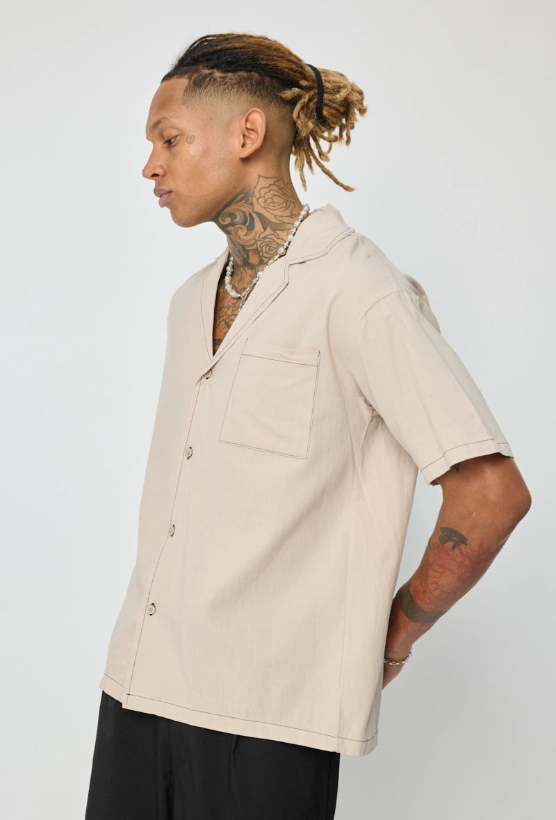 Chemise d'été minimaliste