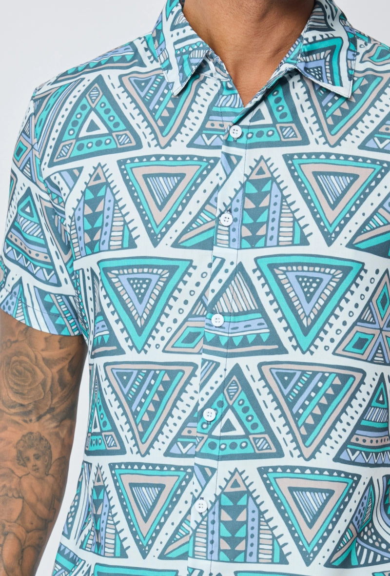 Ensemble tribal géométrique