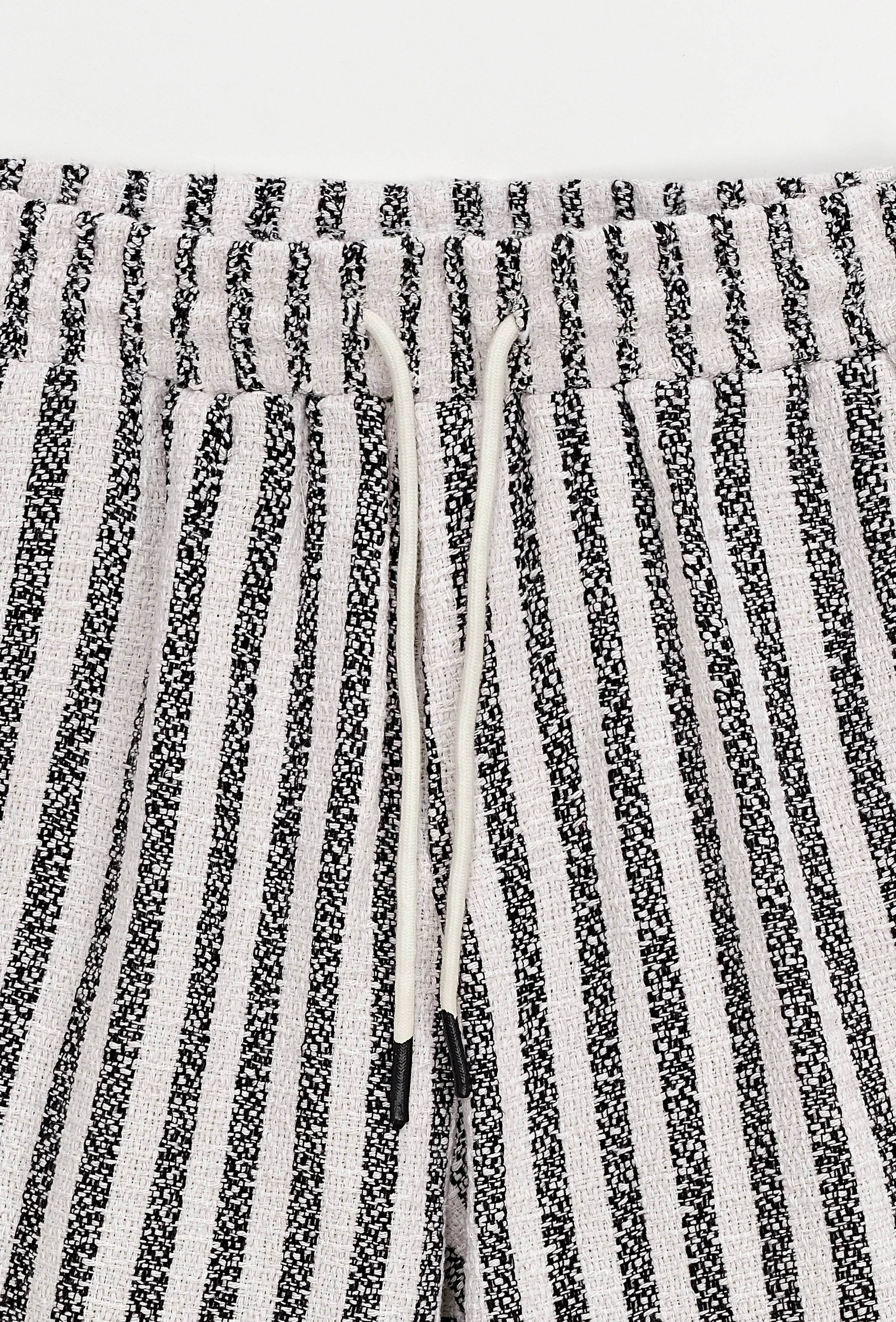 Short à rayures