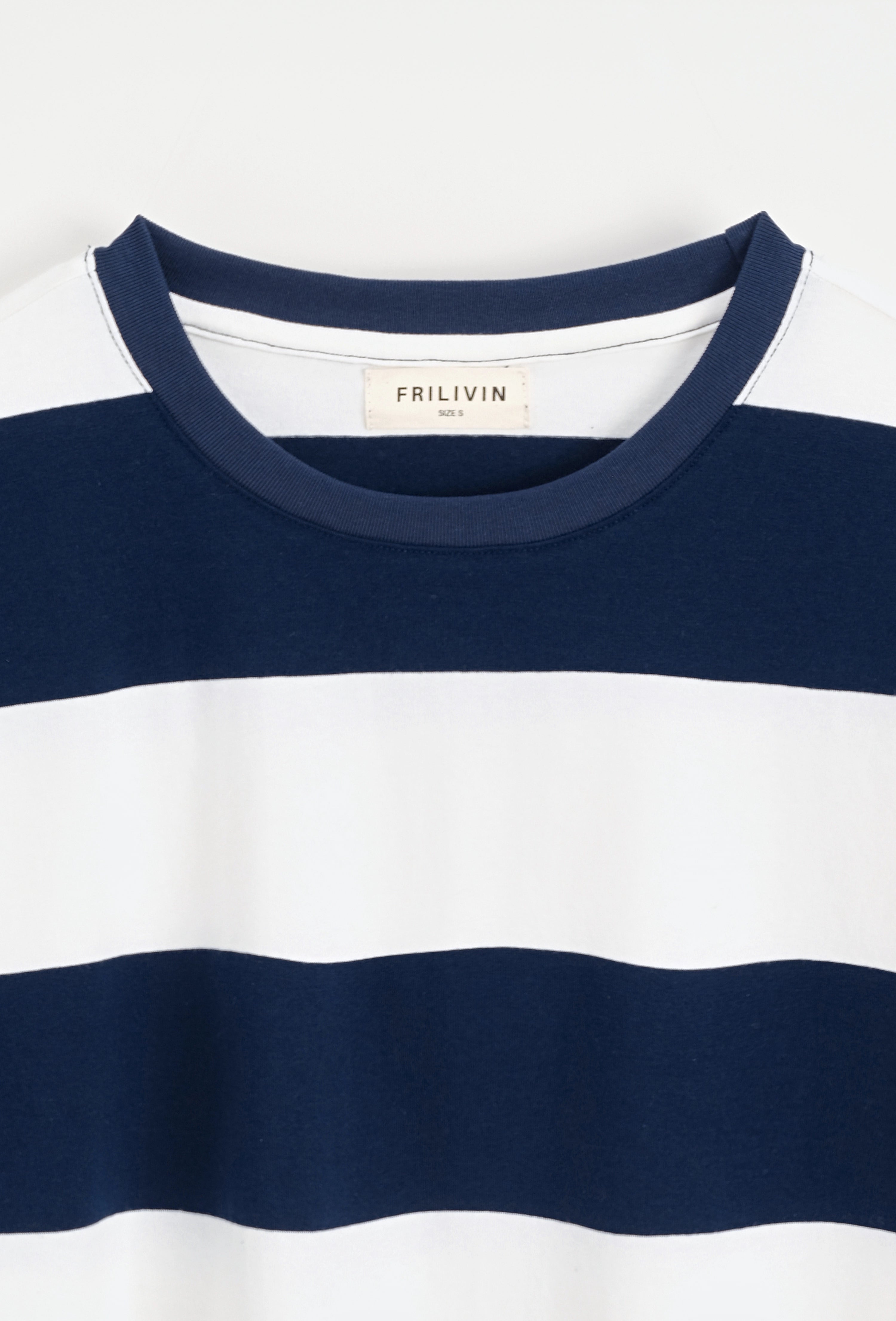 T-shirt à rayures décontracté