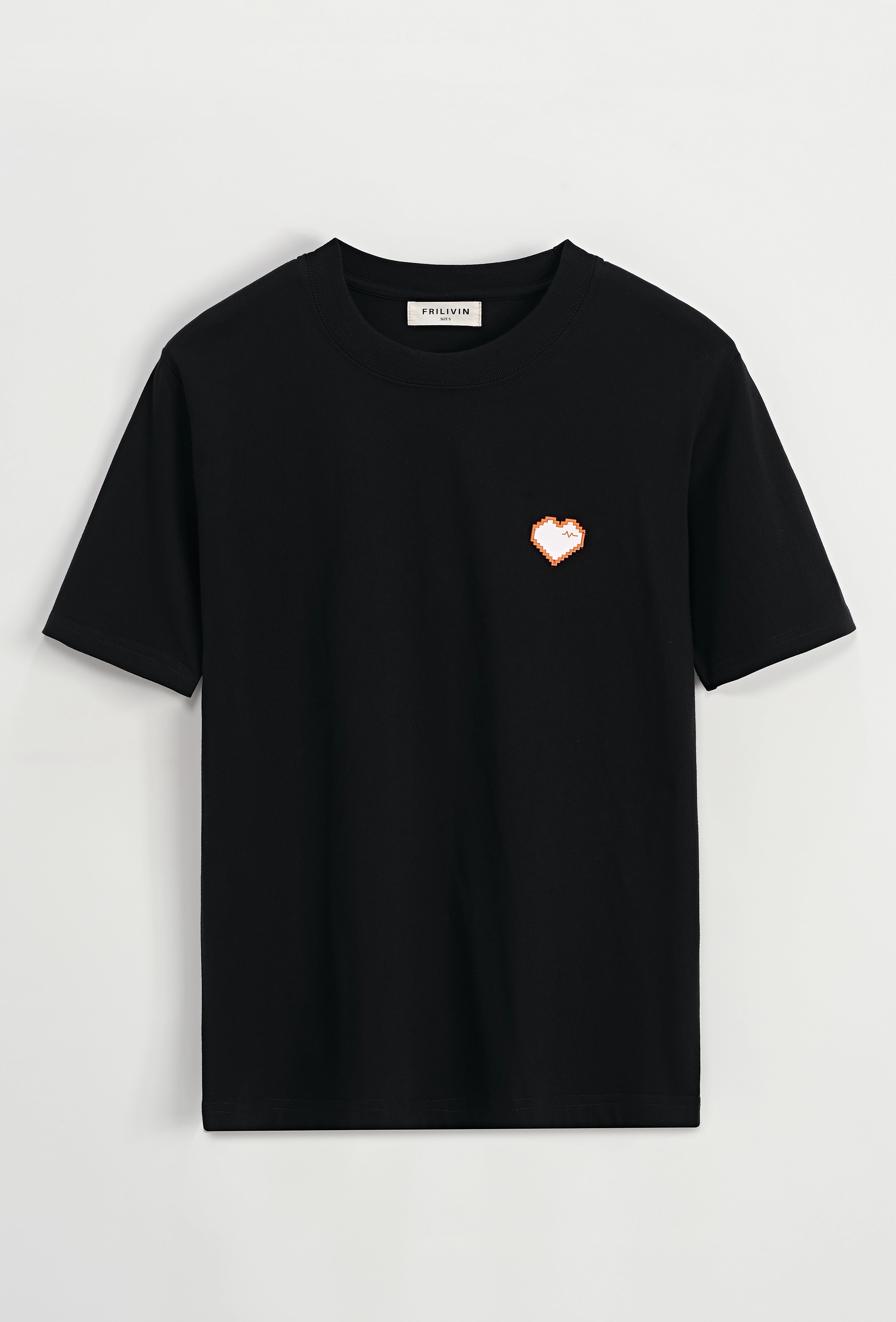 T-shirt uni à coeur