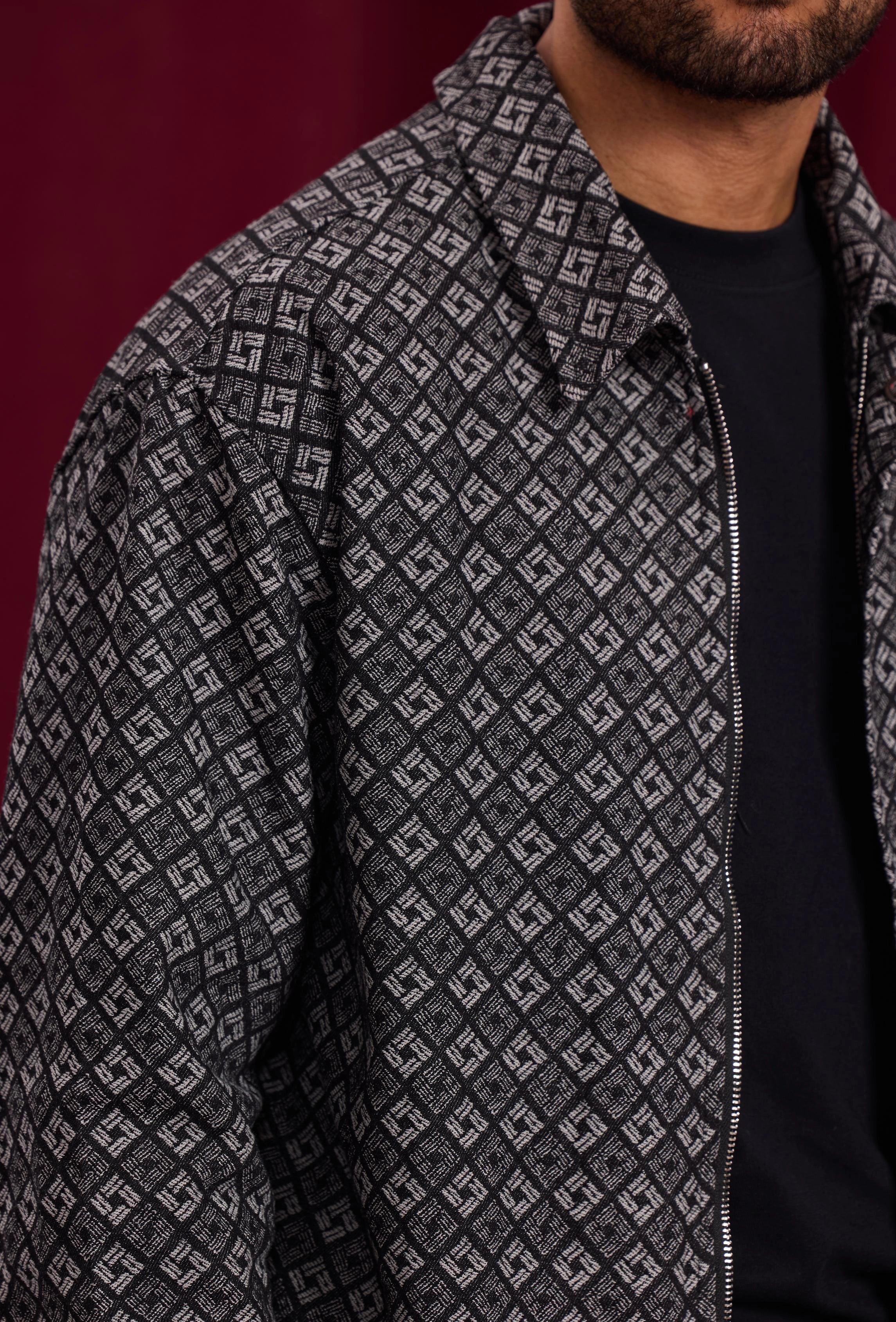 Veste à col chemise avec des motifs réguliers