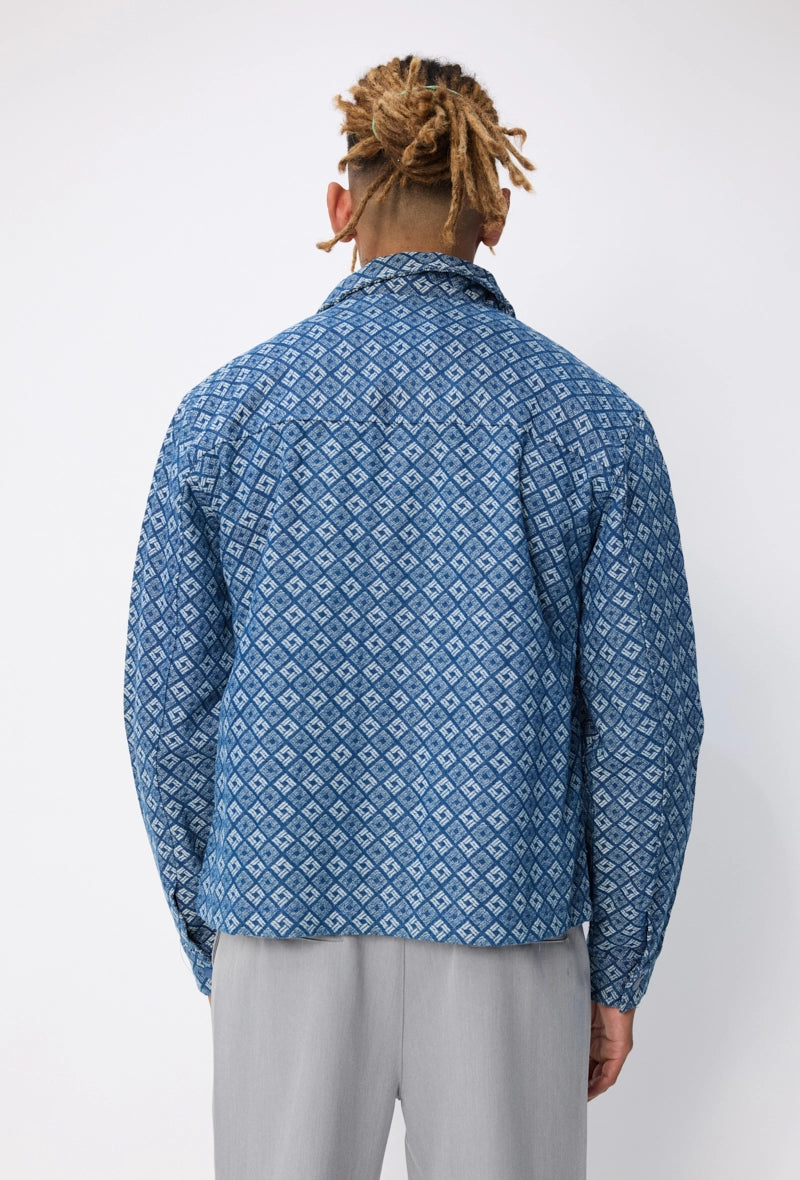 Veste à col chemise avec des motifs réguliers