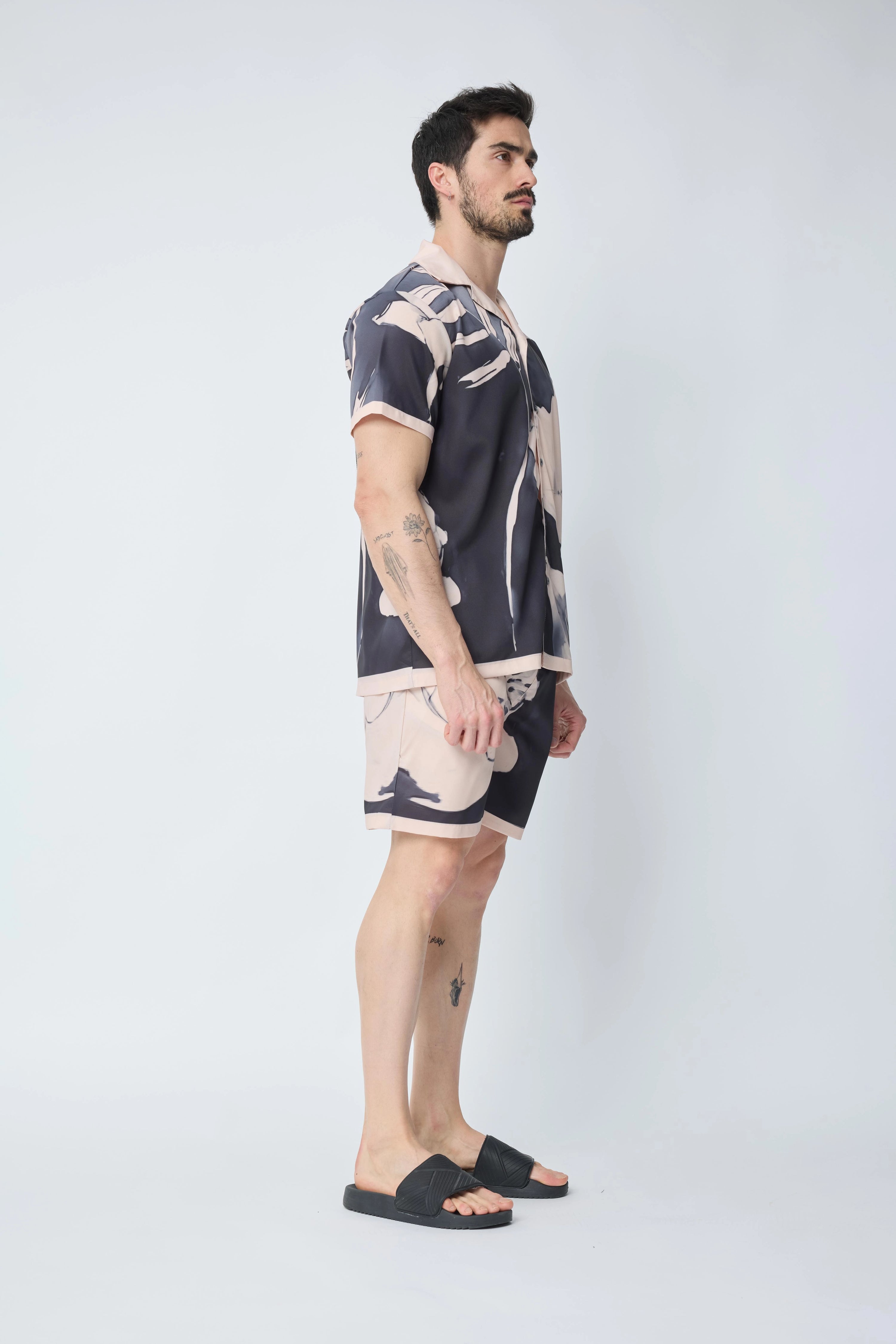 Ensemble chemise et short à motif