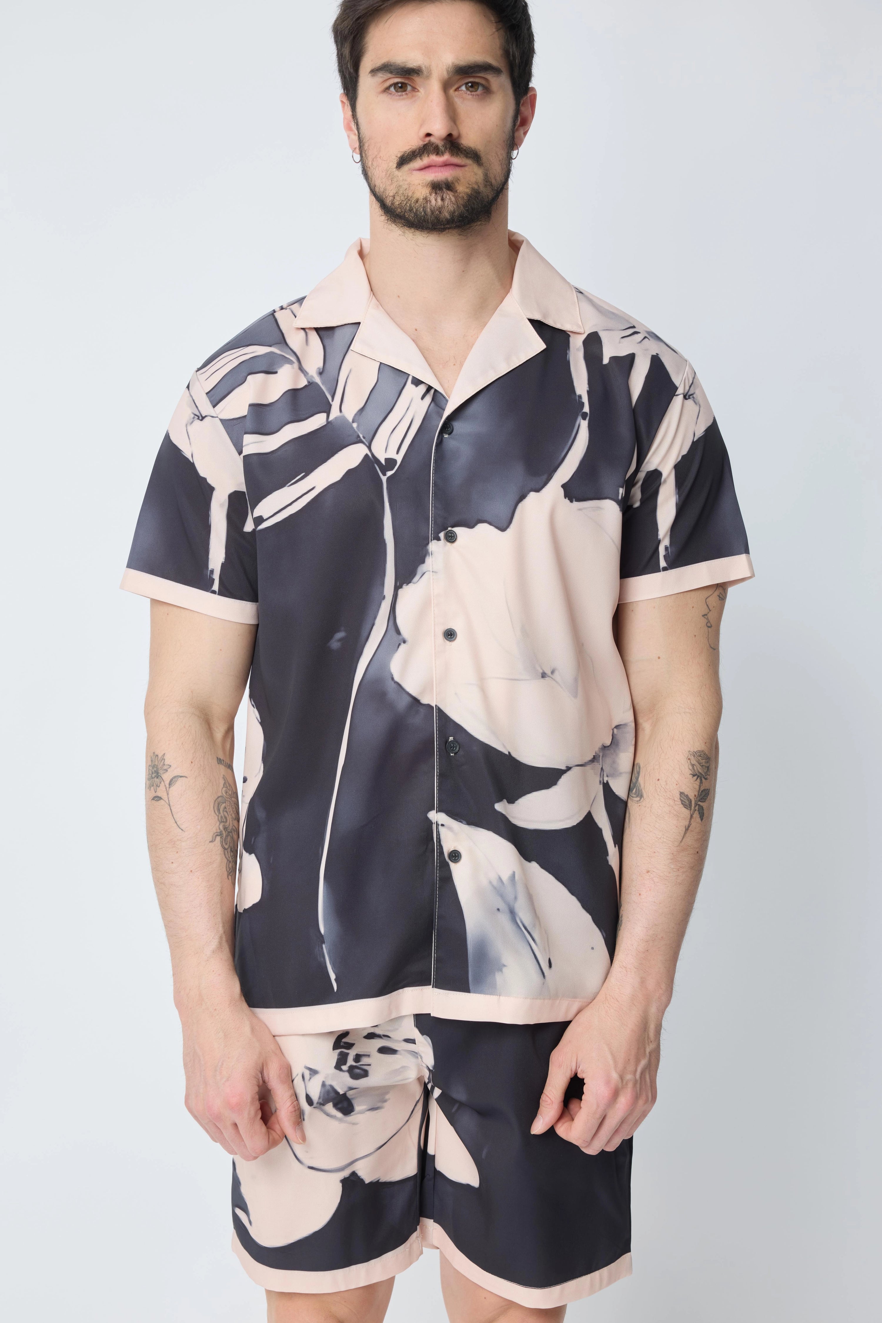 Ensemble chemise et short à motif