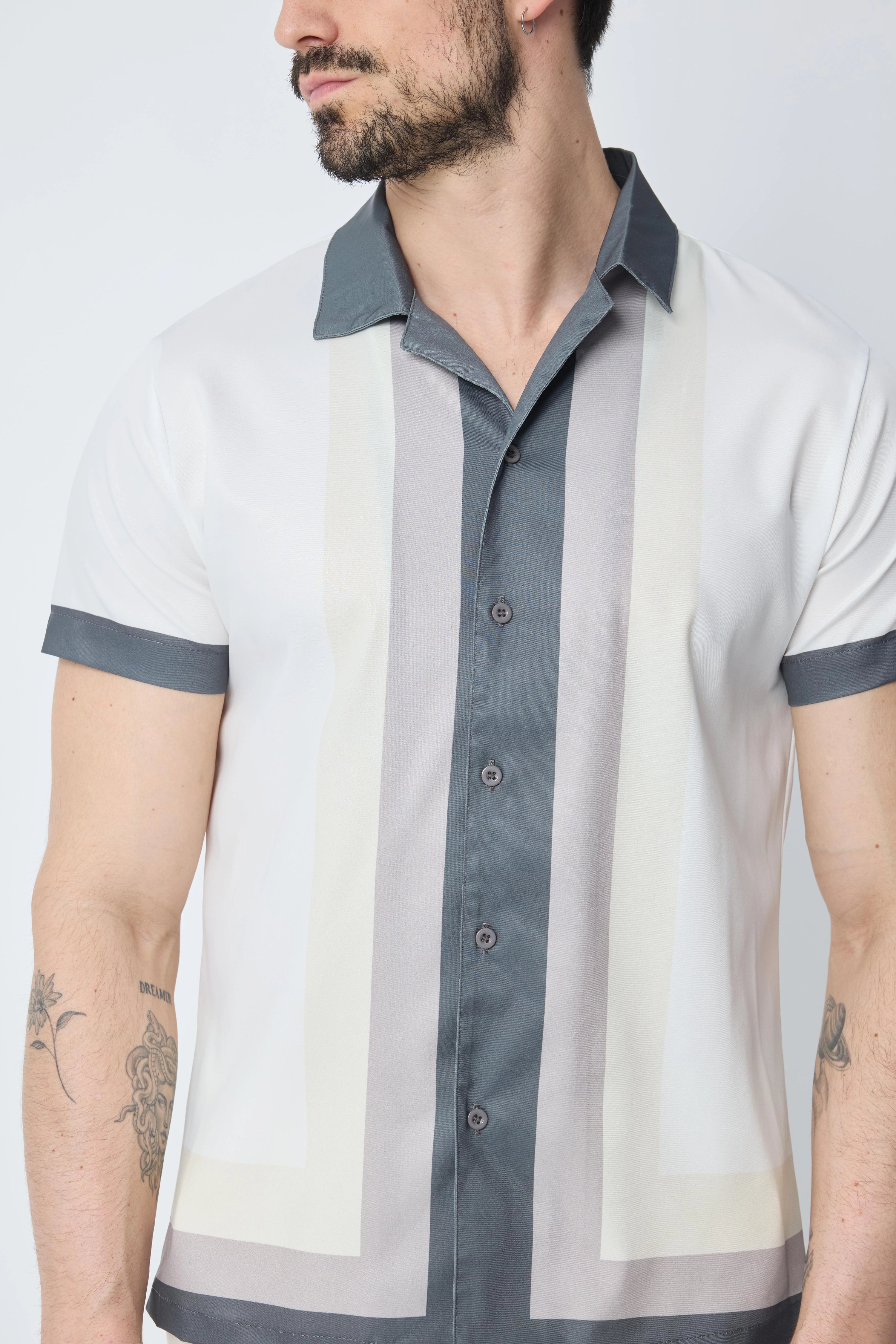 Chemise à manches courtes
