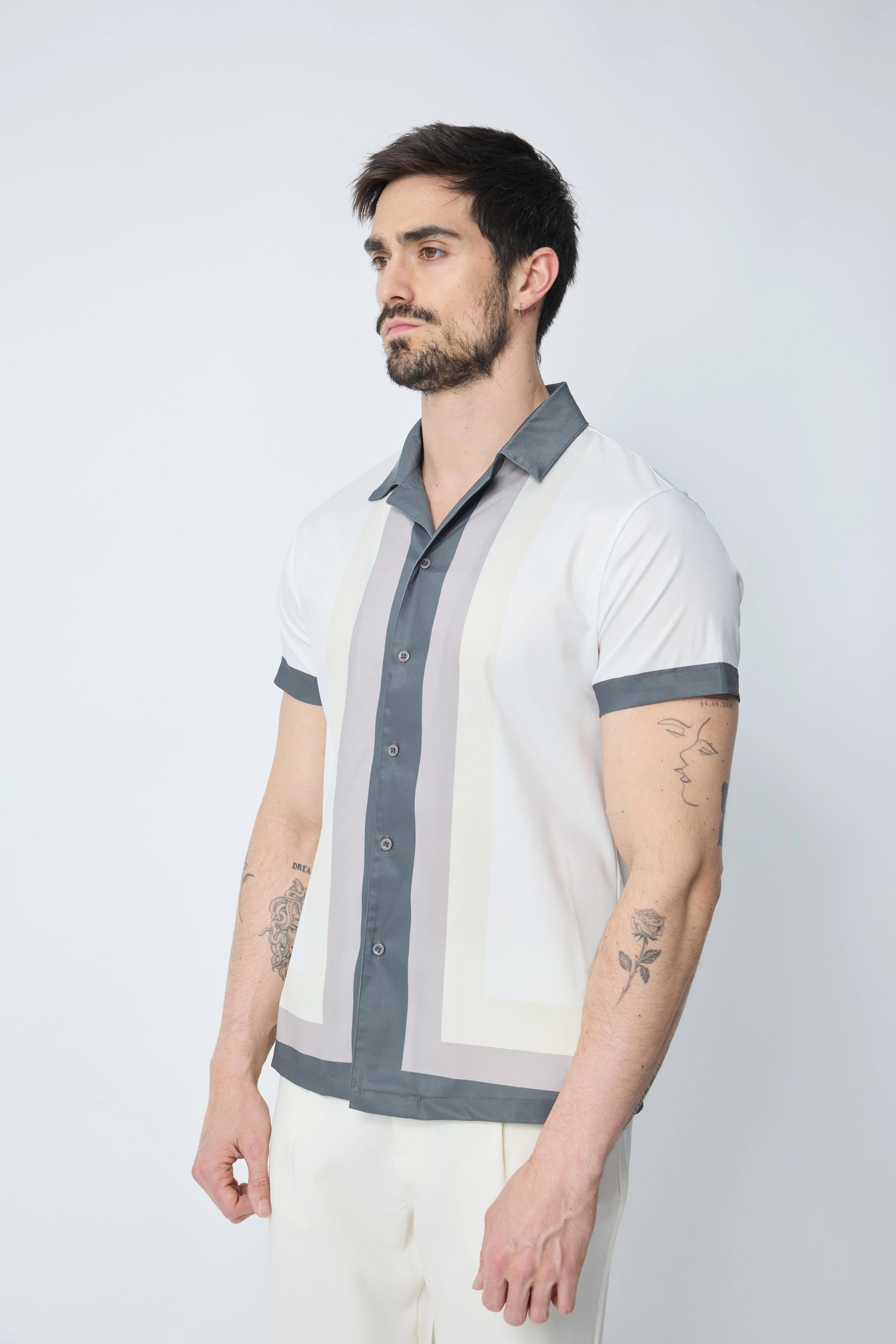 Chemise à manches courtes