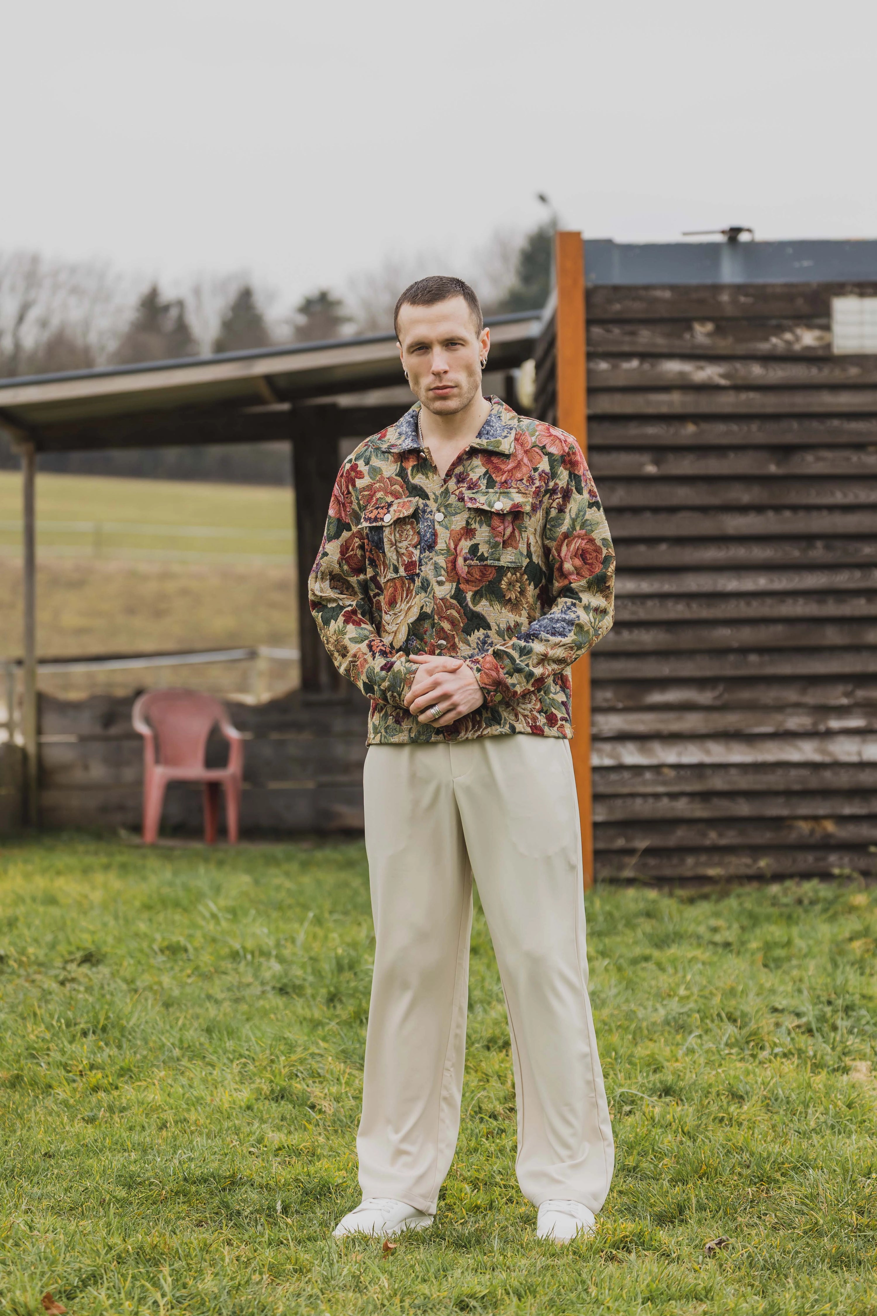 Veste à manches longues avec imprimé floral
