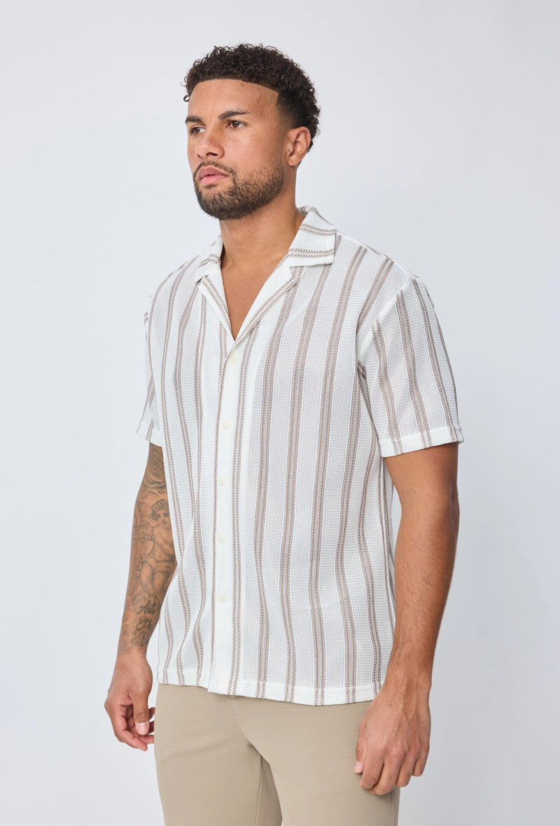 Chemise à boutons