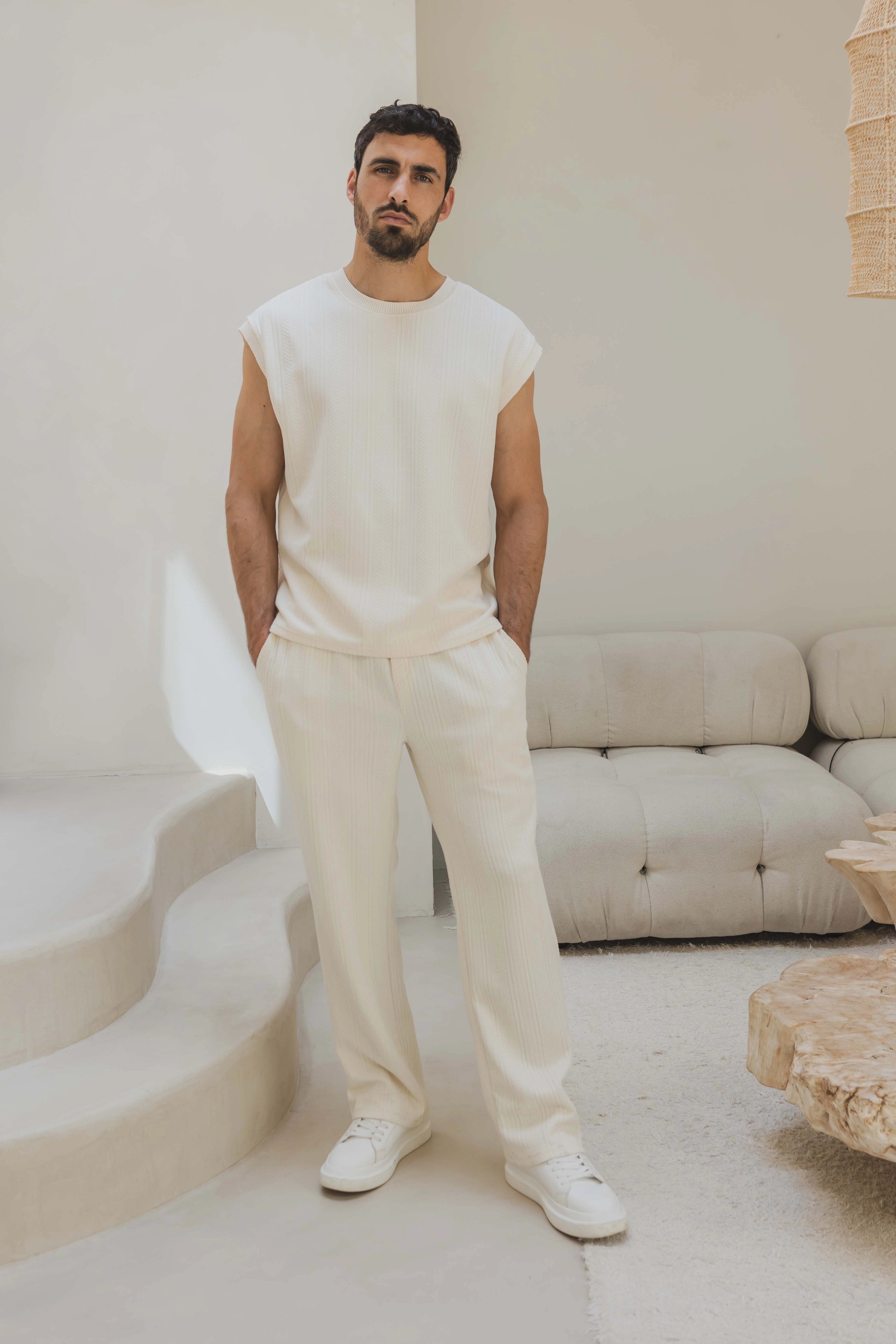 Ensemble débardeur sans manches et pantalon