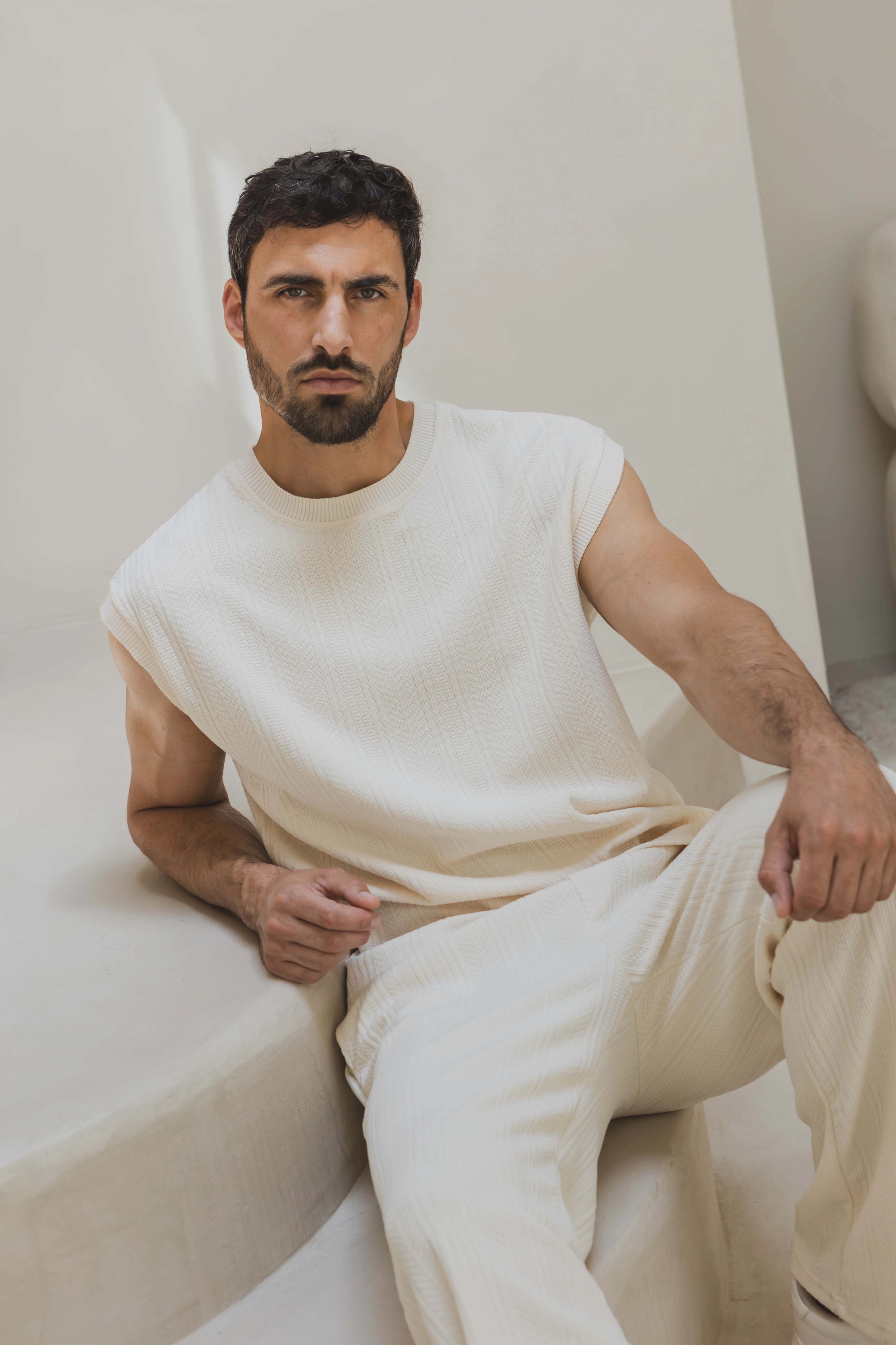 Ensemble débardeur sans manches et pantalon