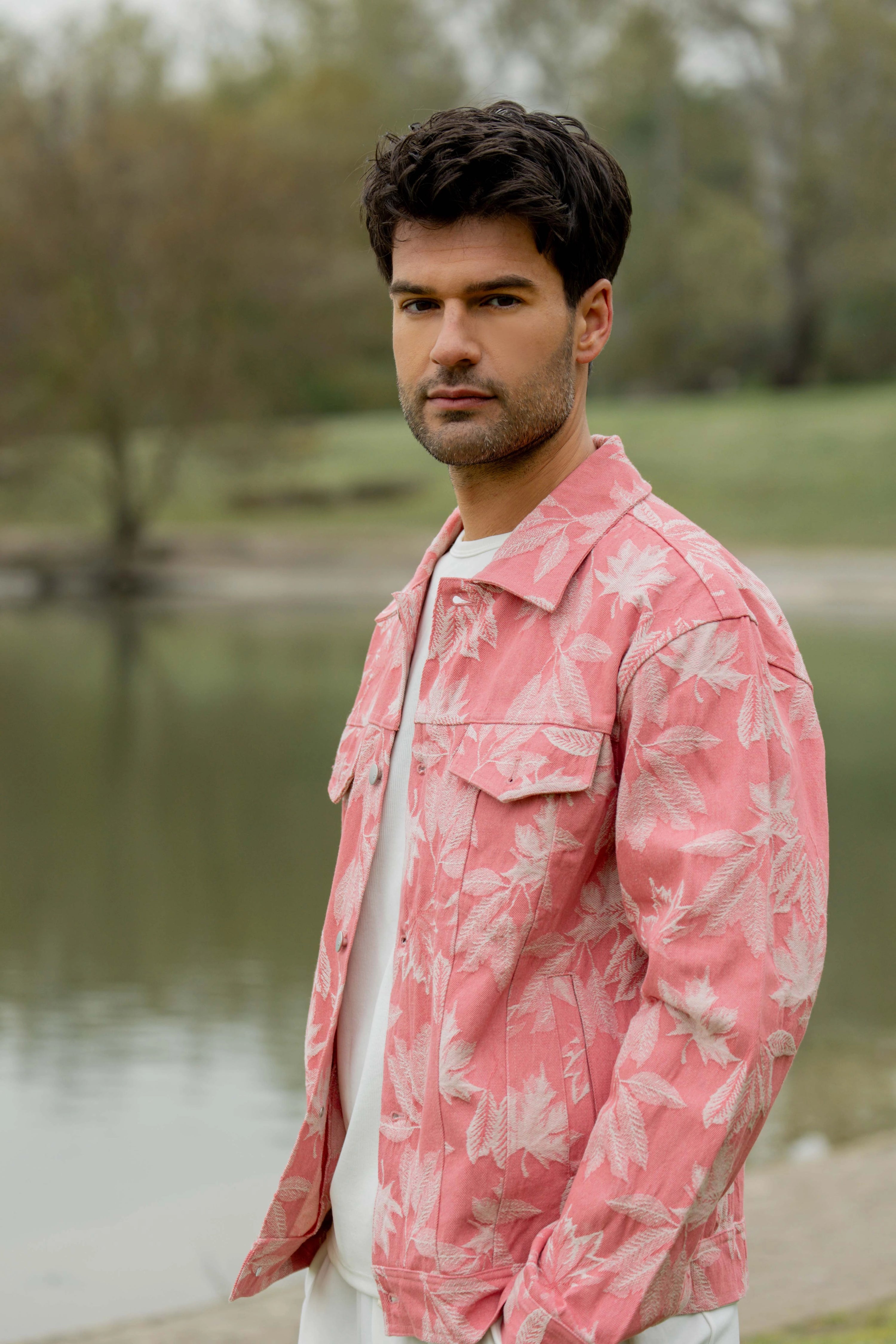 Veste workwear motif feuilles