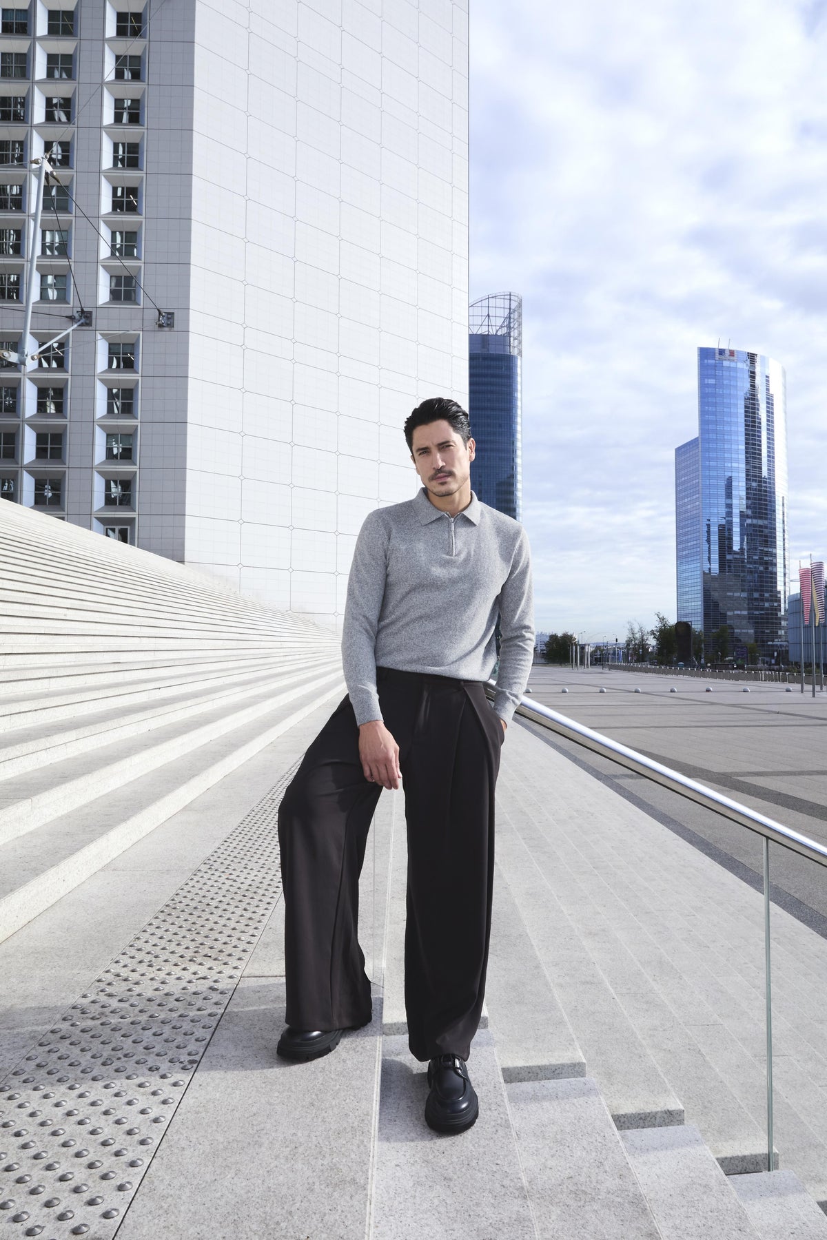 Pantalon wide leg élégant
