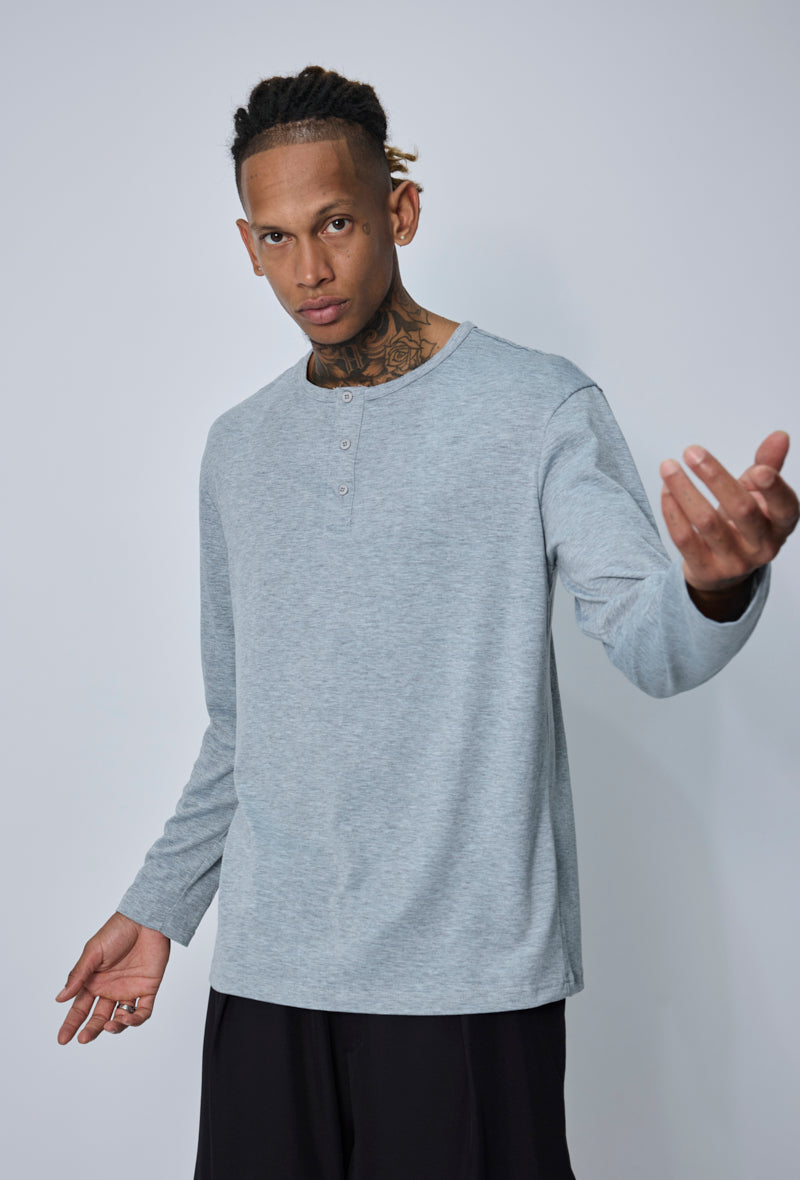 T-shirt col henley casual