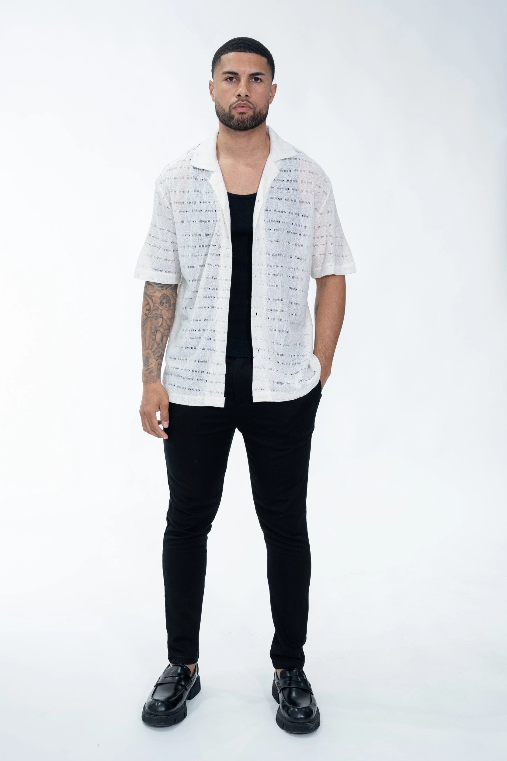 Sheer mesh shirt with short sleeves and revere collar