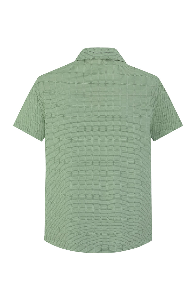 Short-sleeved pleated shirt with revere collar