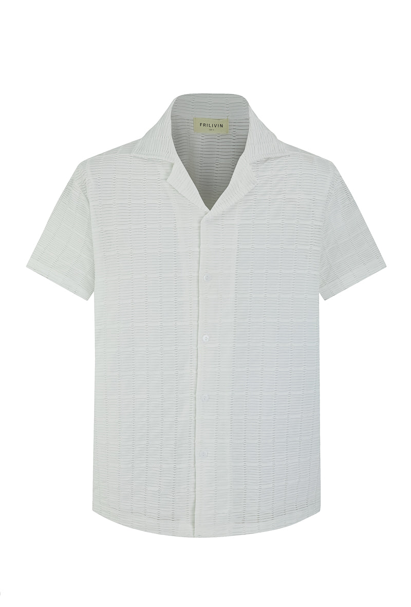 Short-sleeved pleated shirt with revere collar