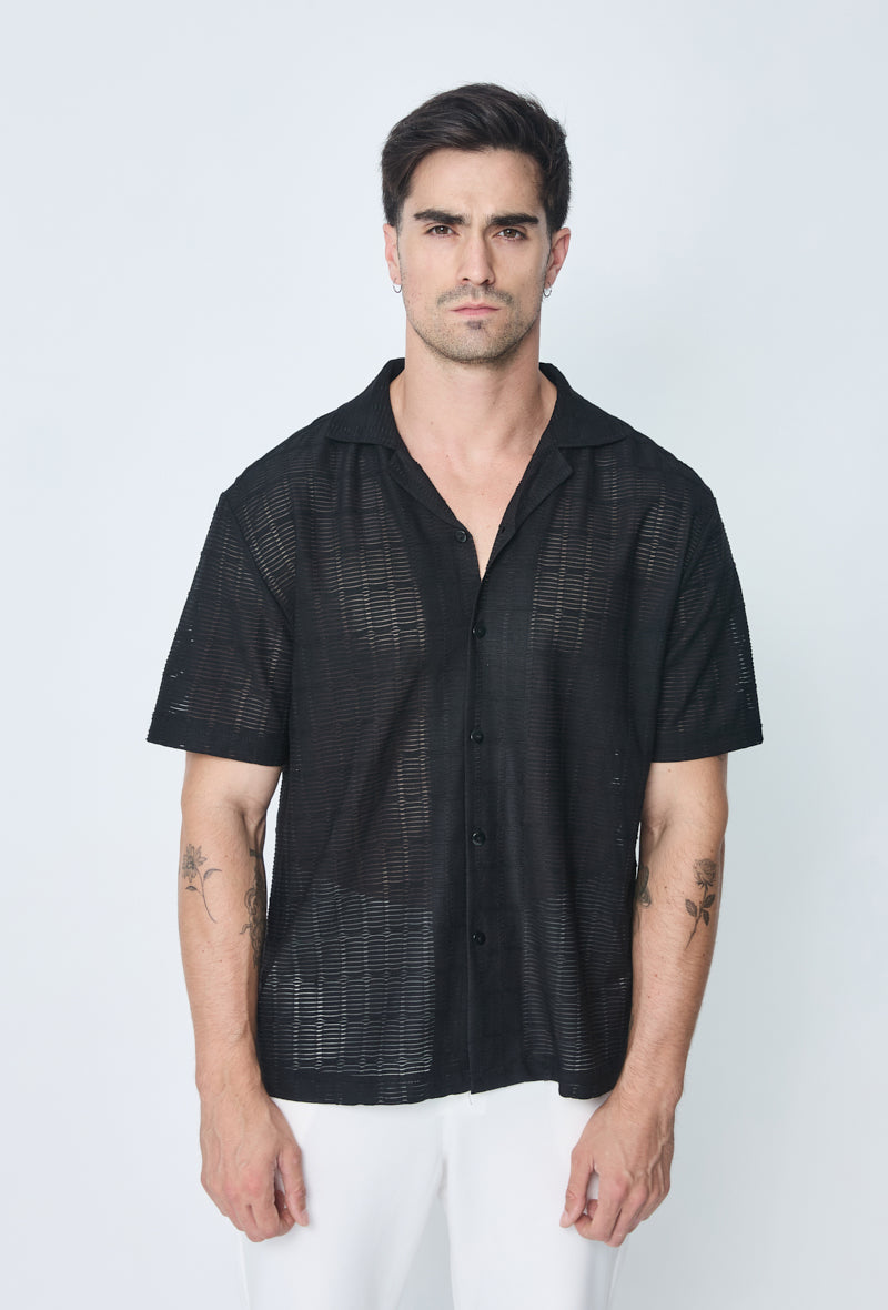 Chemise plissée manches courtes col à revers