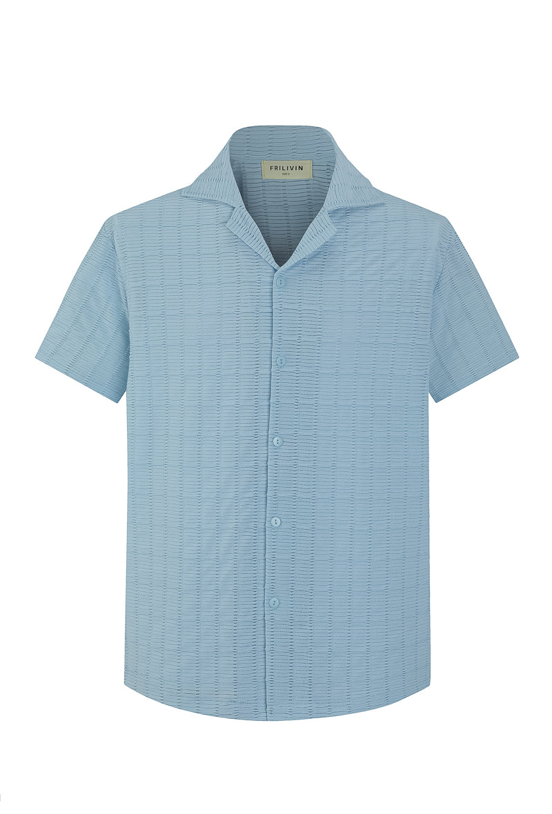 Short-sleeved pleated shirt with revere collar