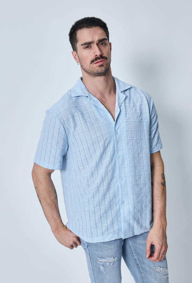 Short-sleeved pleated shirt with revere collar