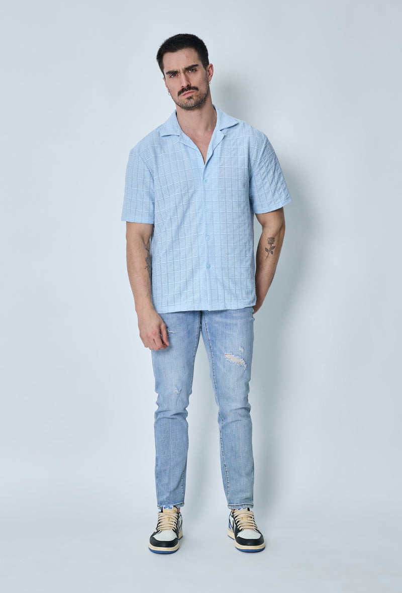 Short-sleeved pleated shirt with revere collar