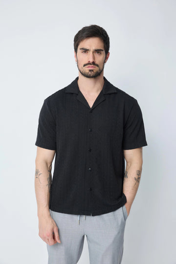 Chemise unie à motif