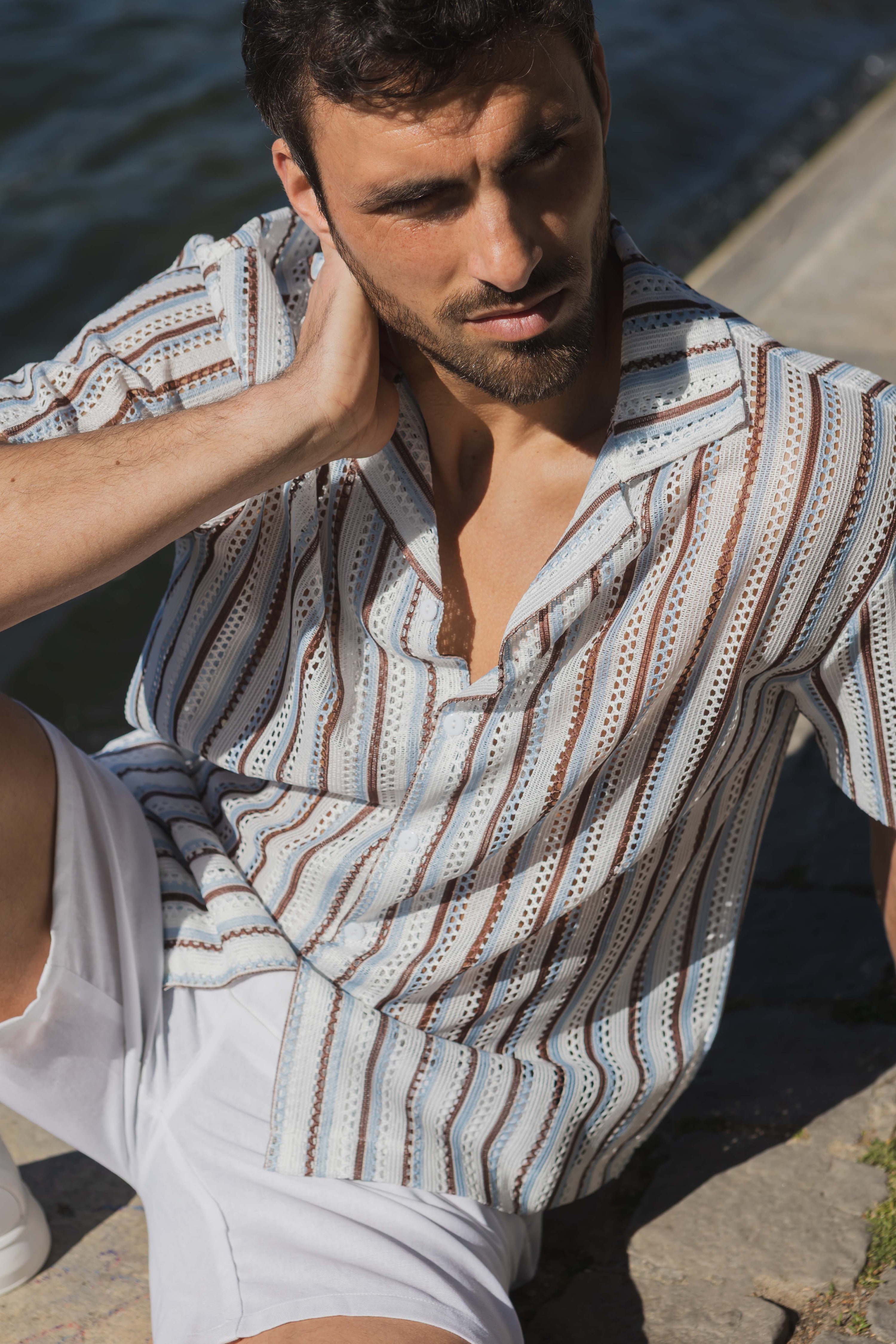 Chemise rayée col cubain
