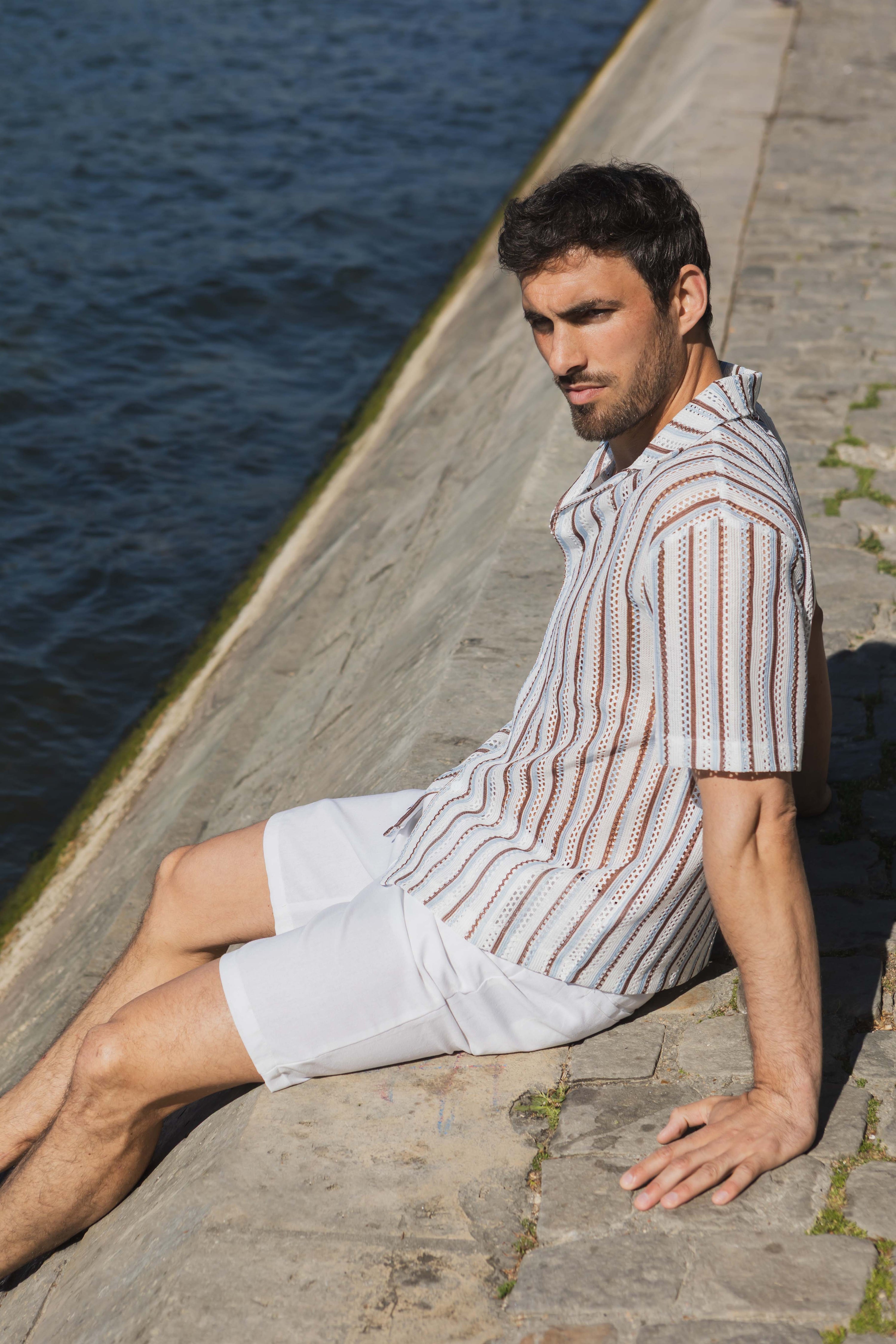 Chemise rayée col cubain