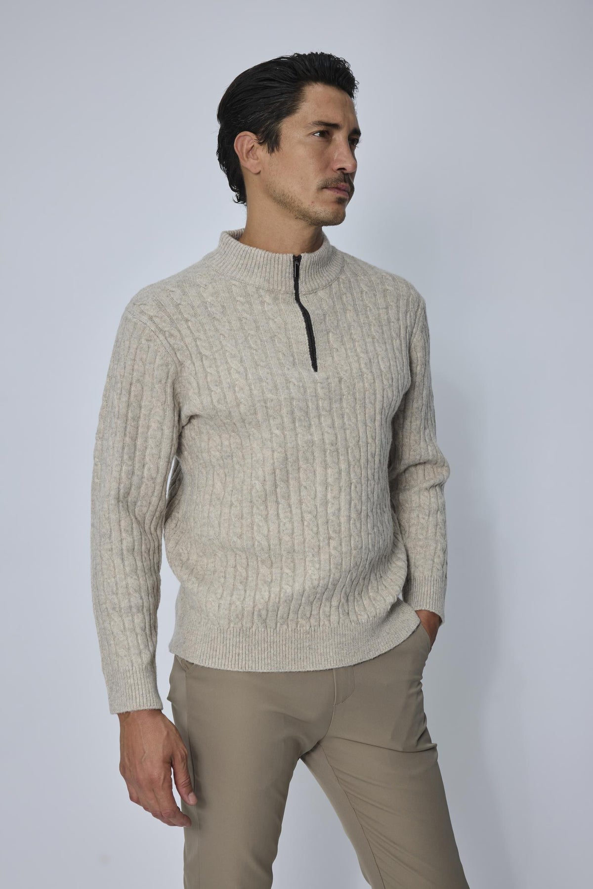 Pull torsadé col zippé