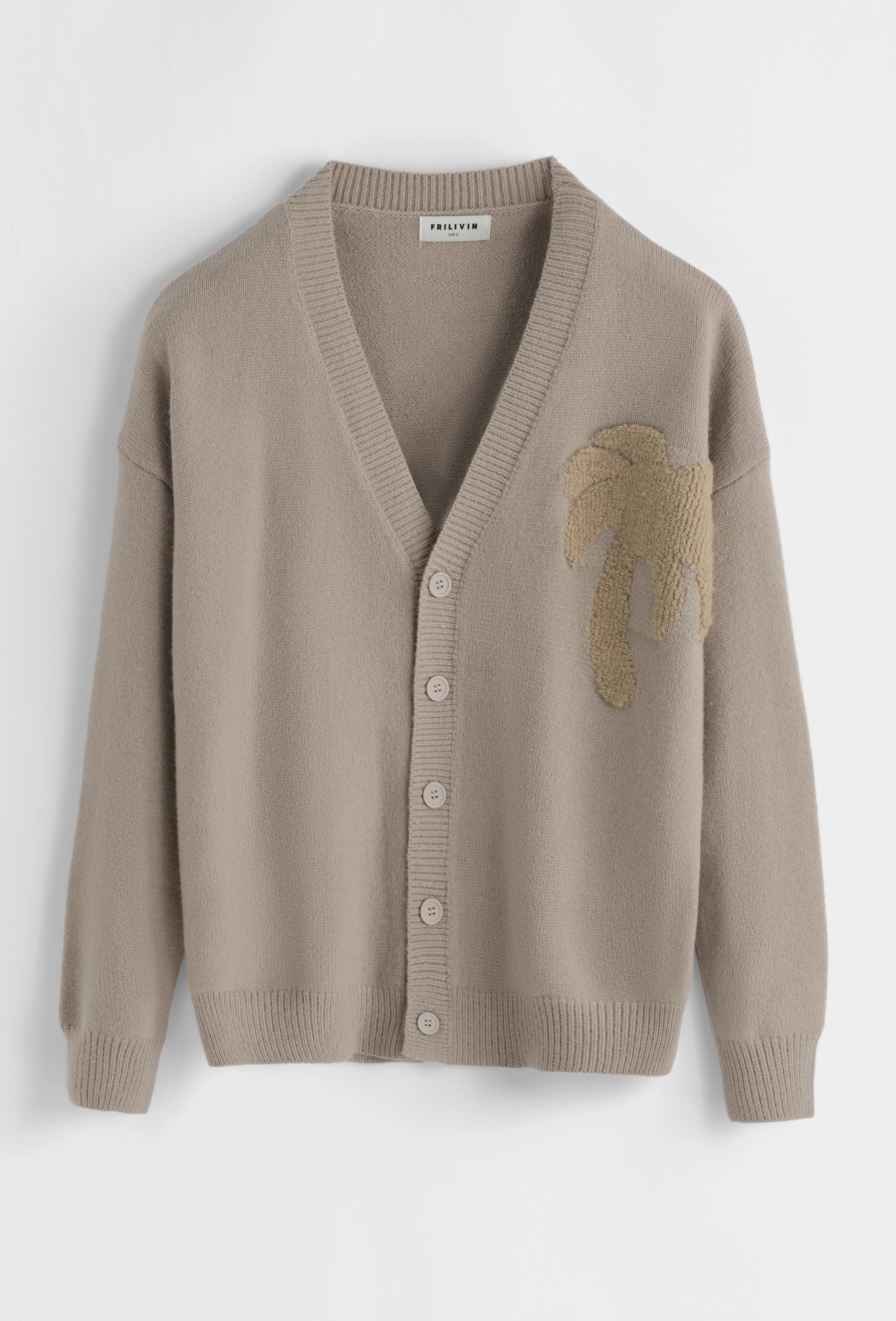 Pull homme avec fermeture boutonnée