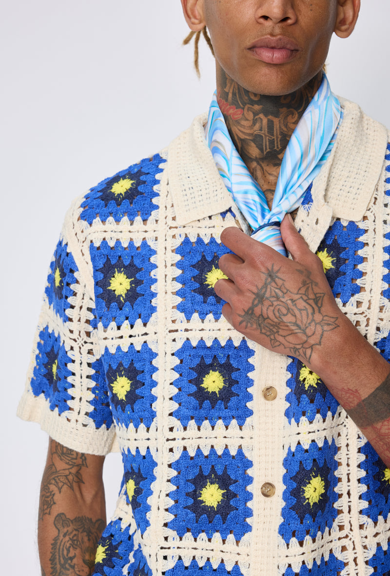Chemise crochet motifs carrés