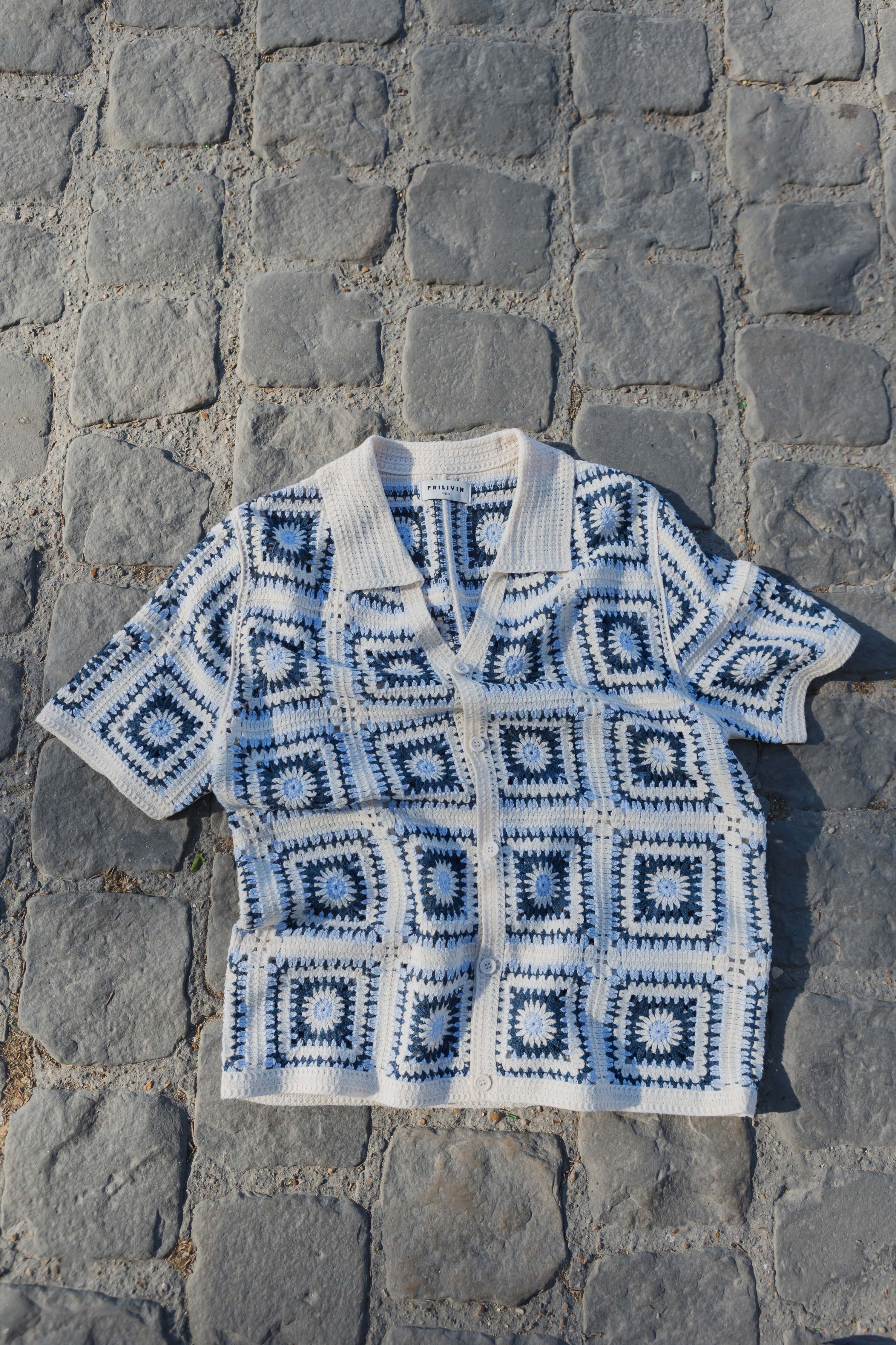 Chemise ajourée à boutons