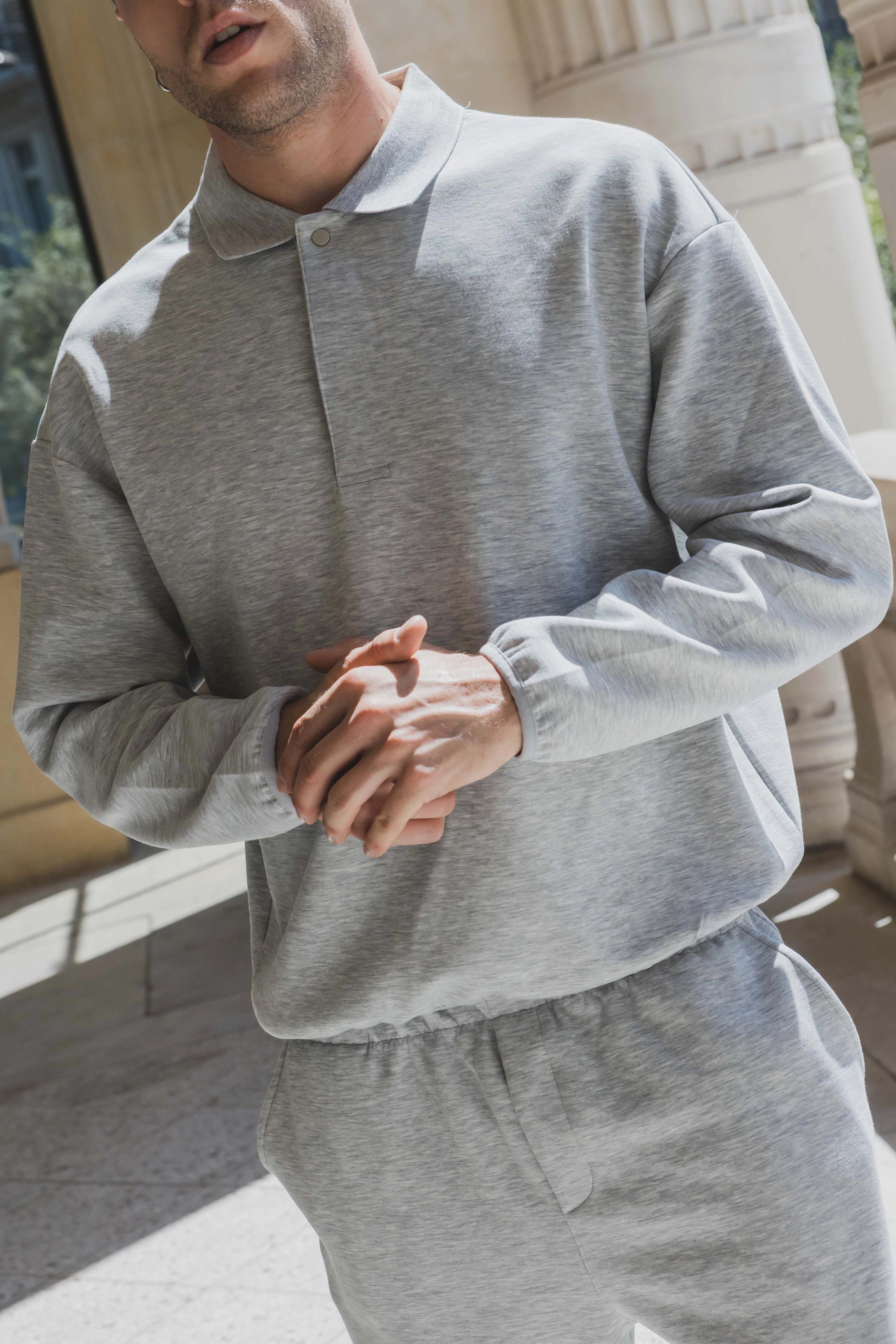 Ensemble pull et pantalon effet polo à boutons