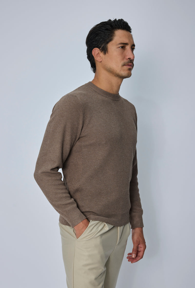 Pull col rond ajusté