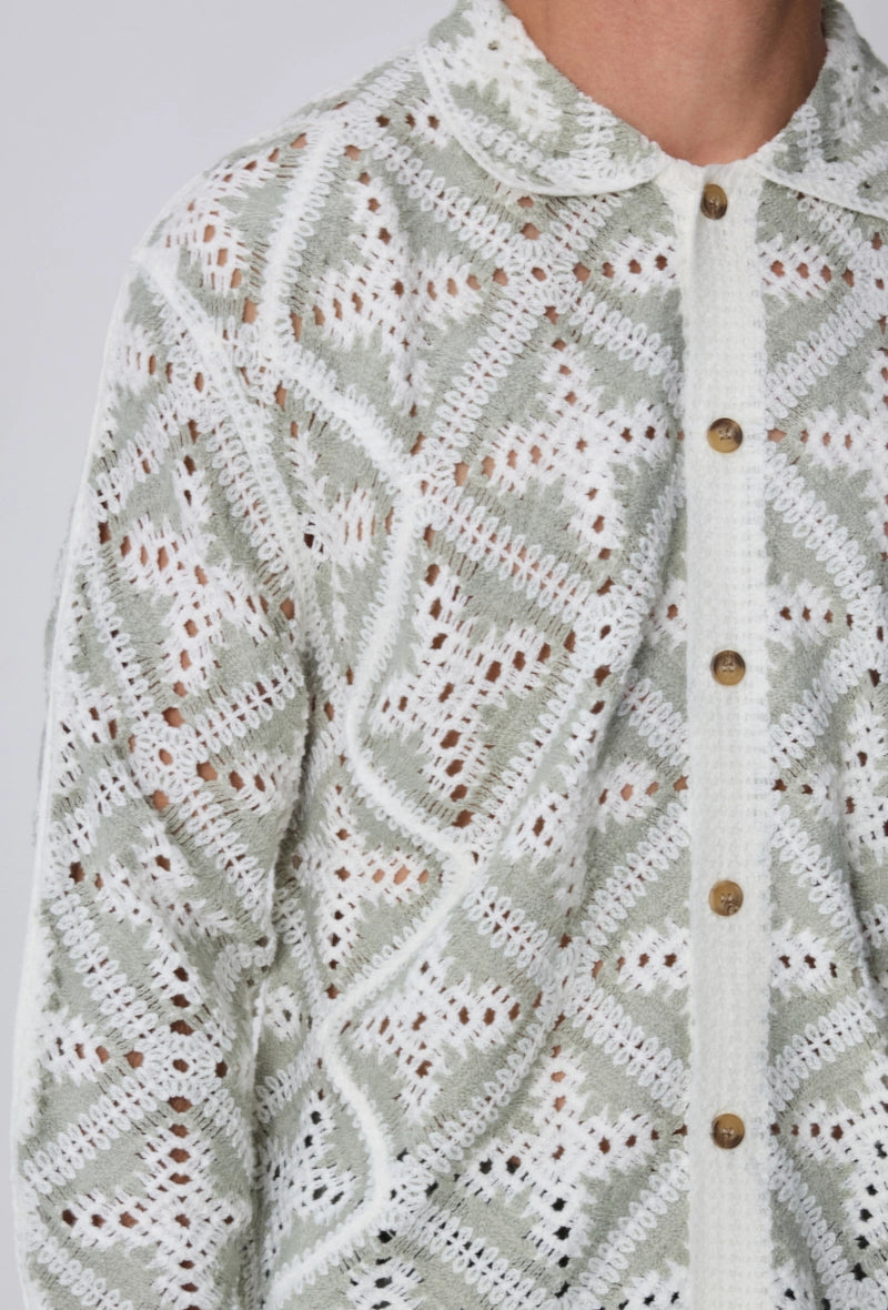 Chemise à crochet à motif