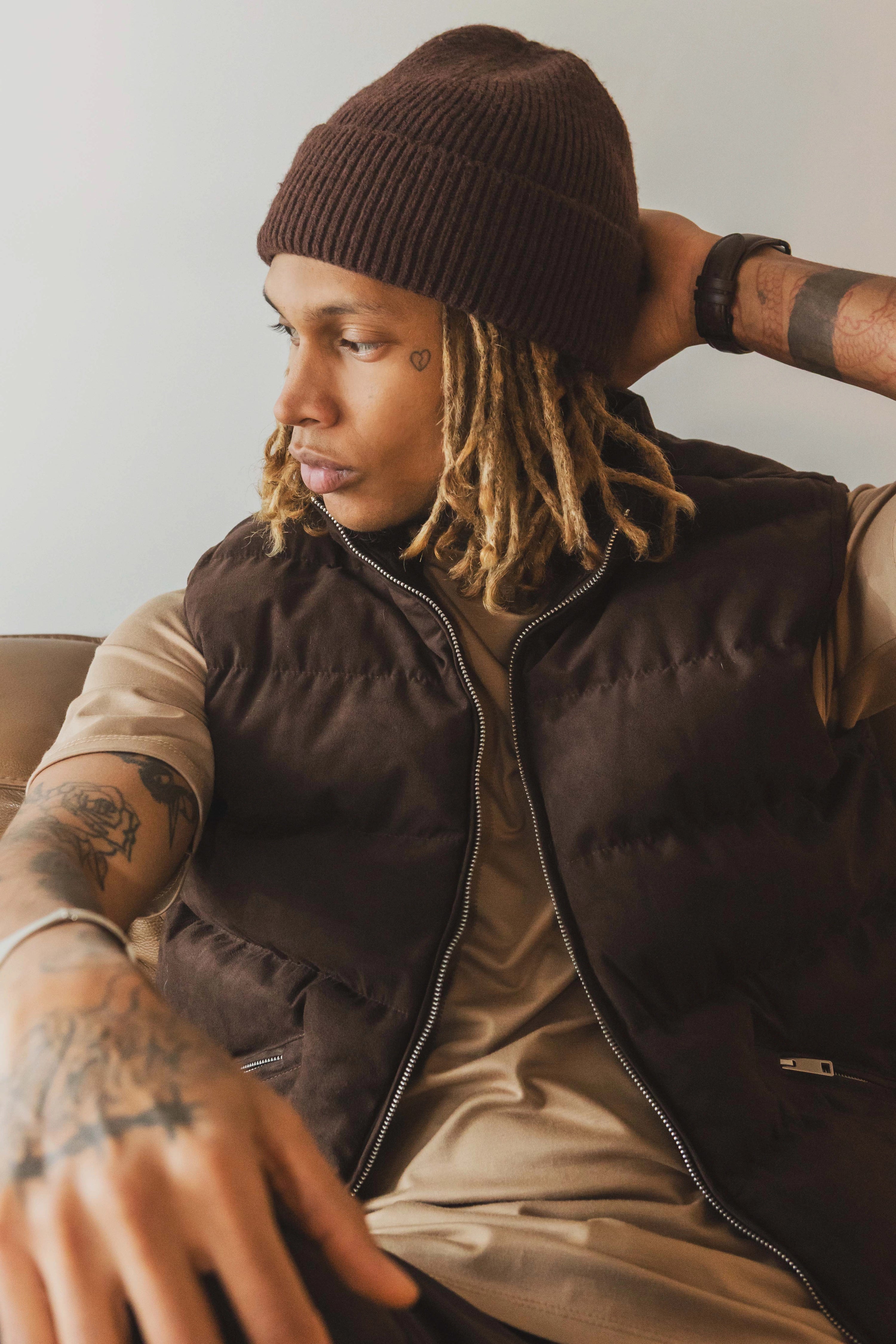 Doudoune sans manches à col montant