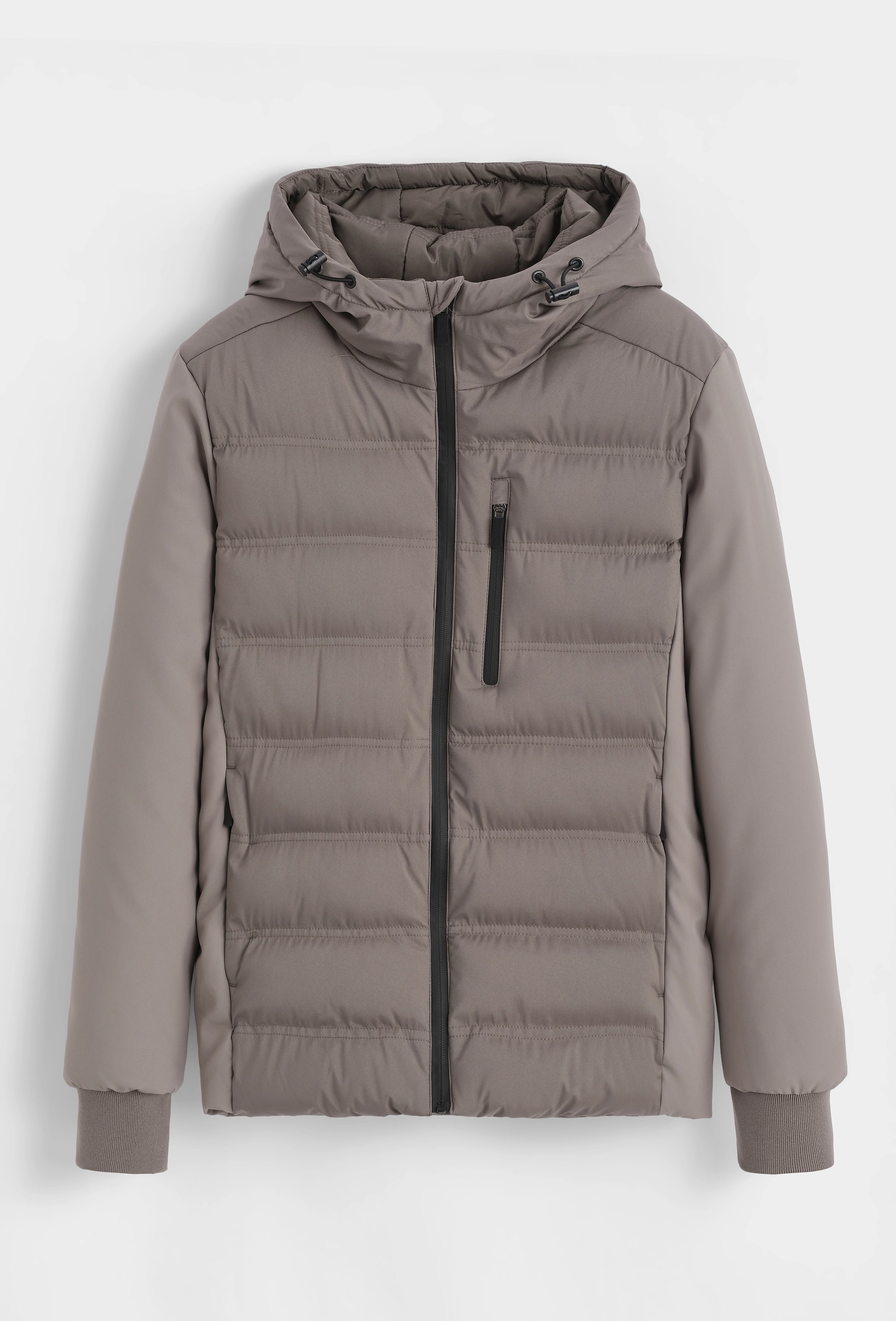 Veste matelassée au design technique