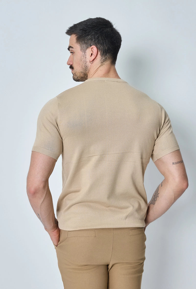 Plain short-sleeved knitted T-shirt