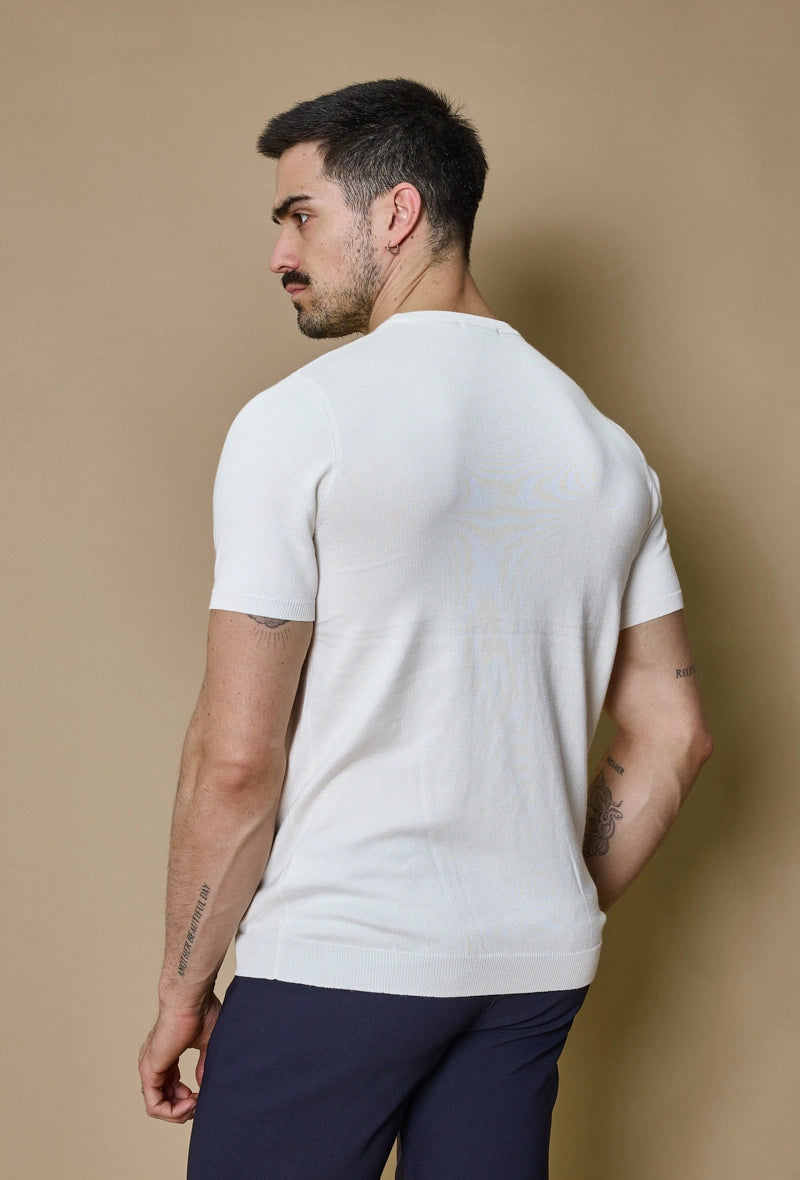Plain short-sleeved knitted T-shirt