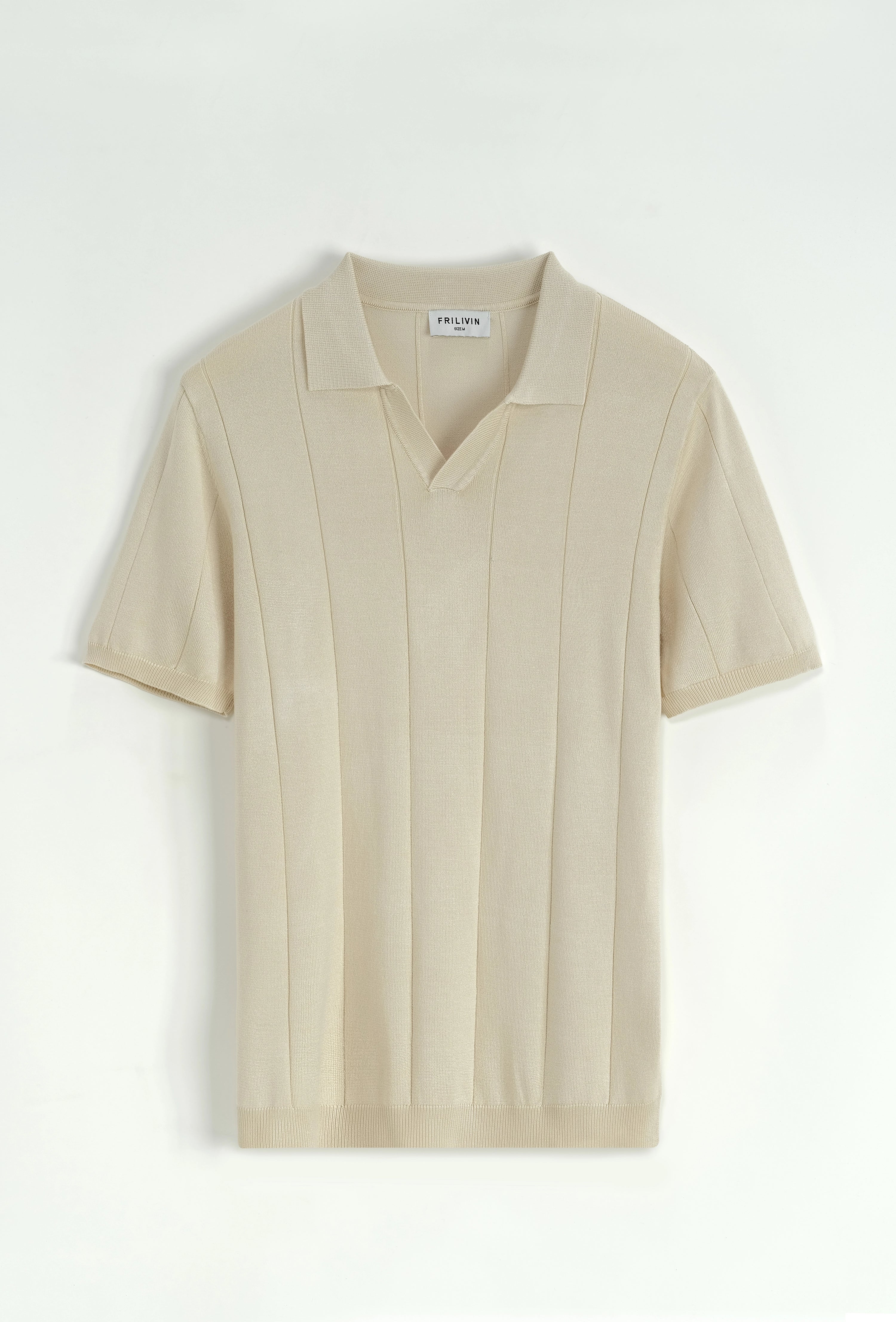 Pull à col chemise ouvert en V
