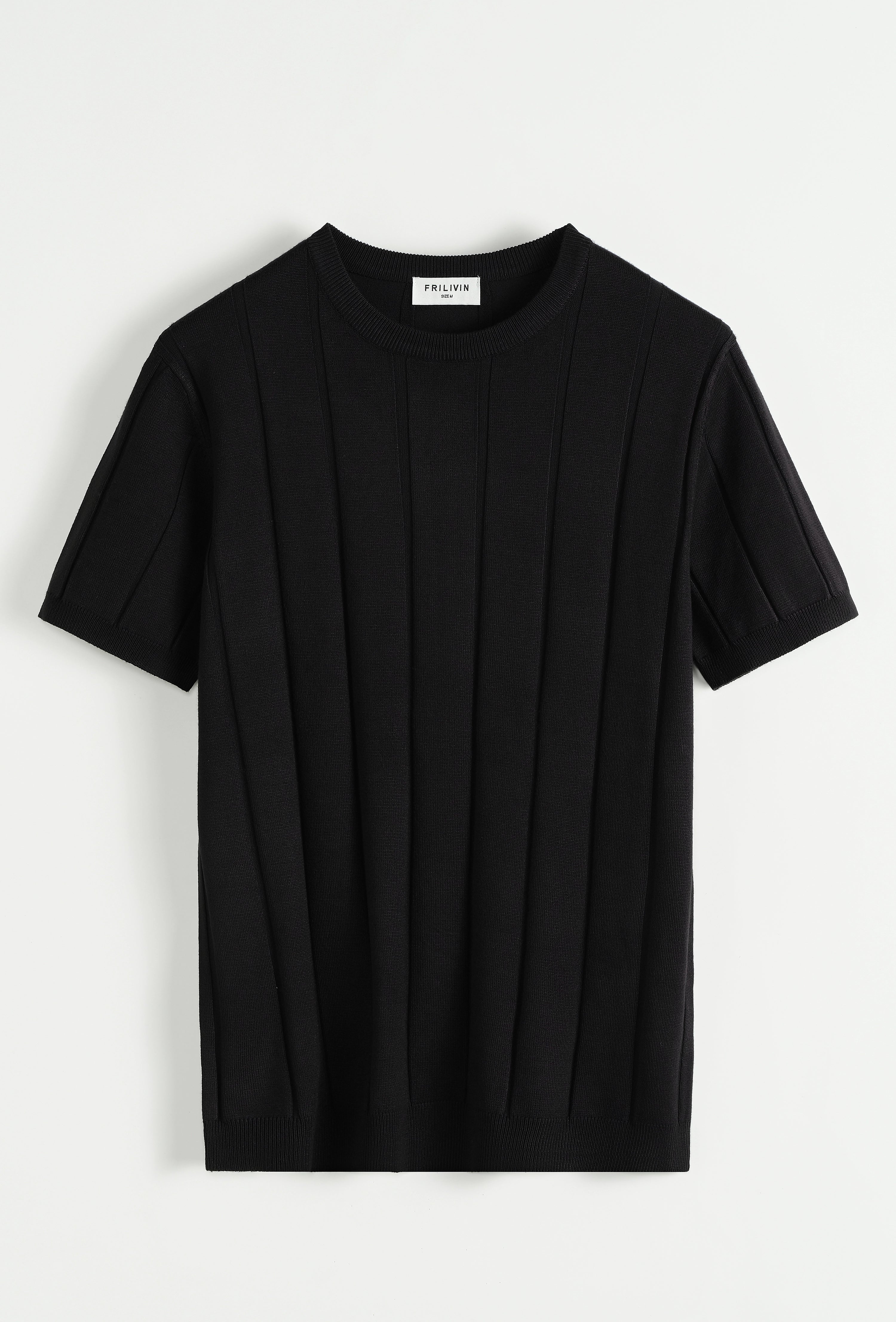Pull léger avec lignes latérales