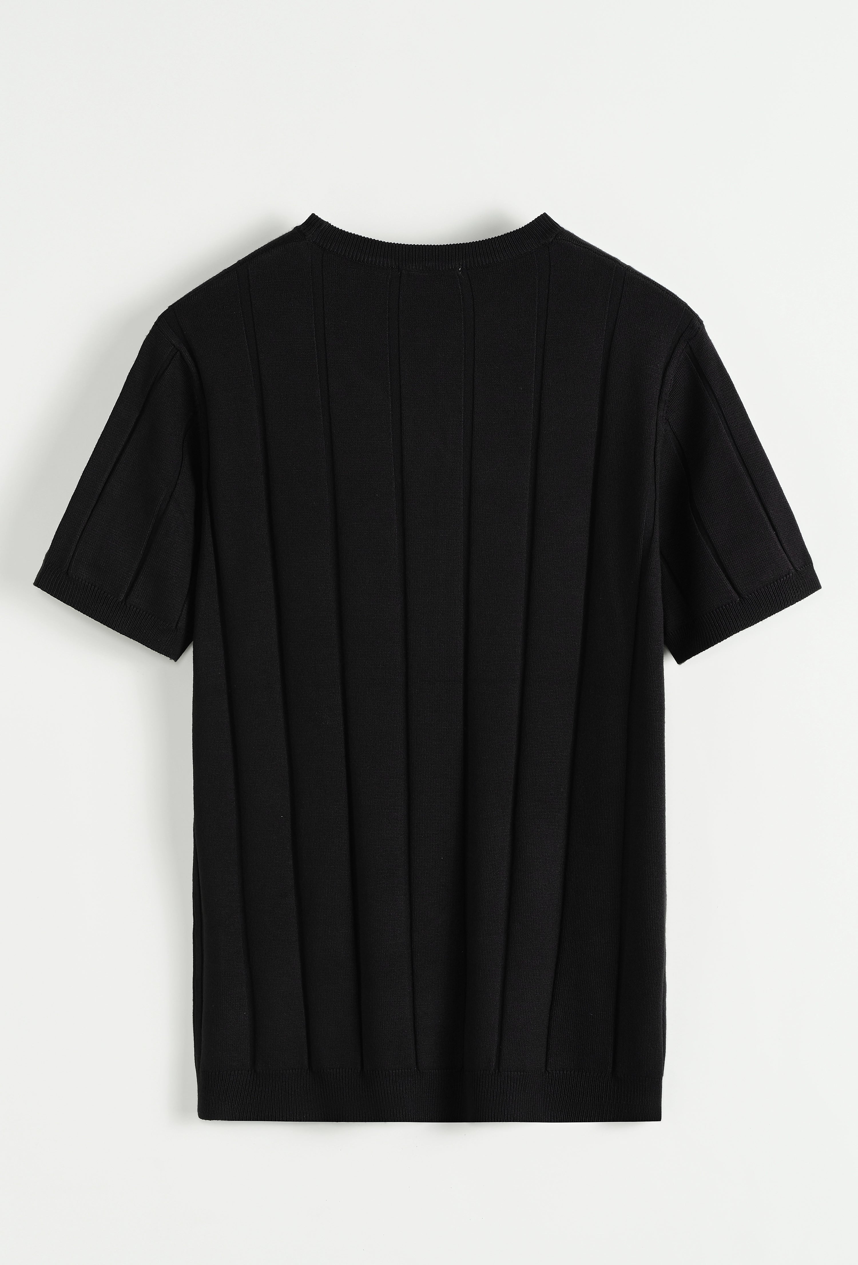 Pull léger avec lignes latérales