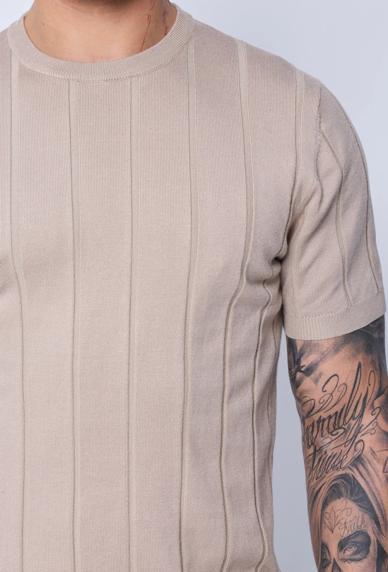 Pull léger avec lignes latérales